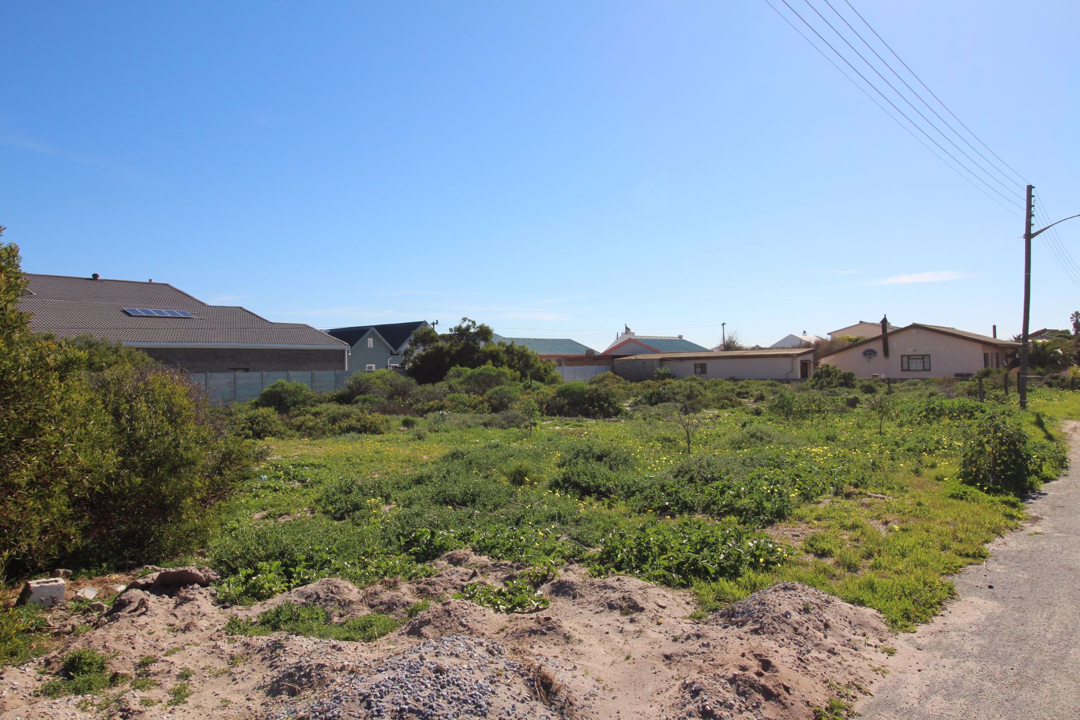 694 m&sup2; vacant land for sale in Elands Bay