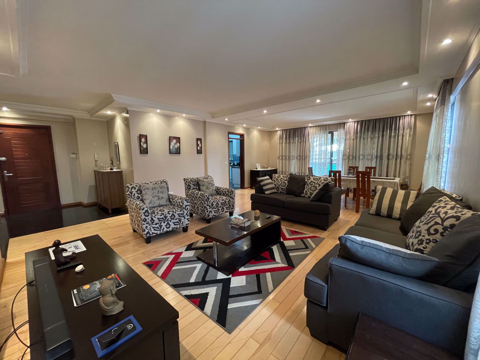 4 bedroom apartment to rent in Westlands (Kenya)