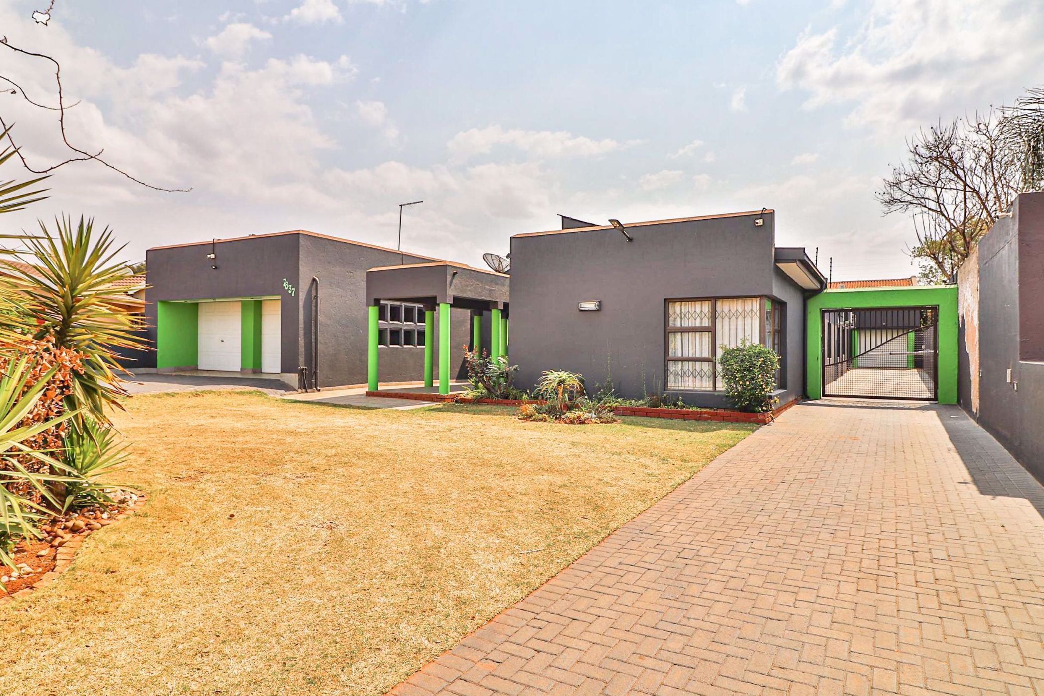 Dual house property for sale in Lenasia