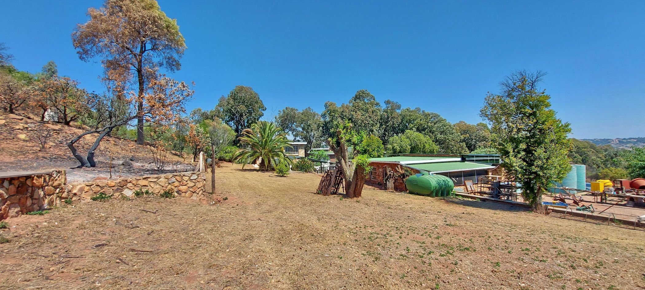 112763 m&sup2; mixed use farm for sale in Zwavelpoort SH