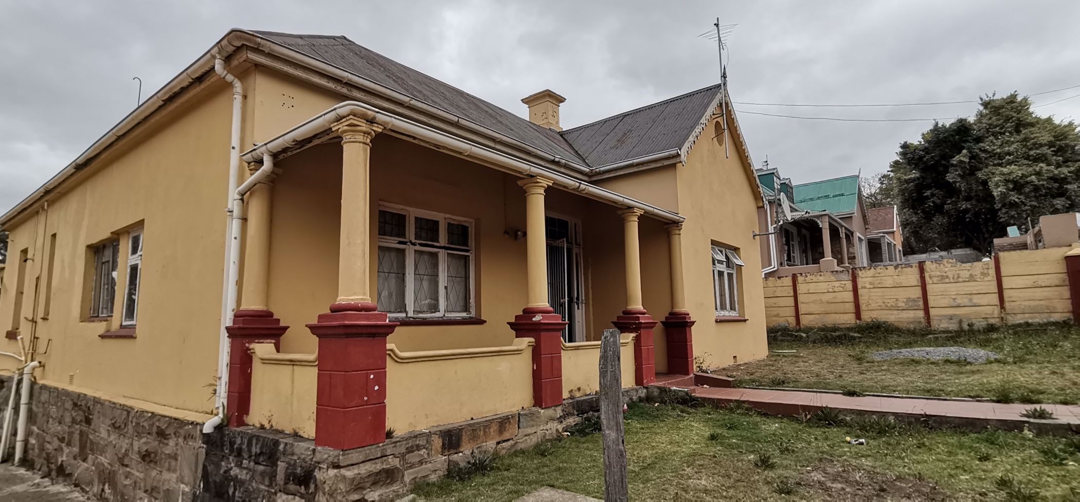 4 Bedroom House For Sale King Williams Town (Qonce) 1MH1546577