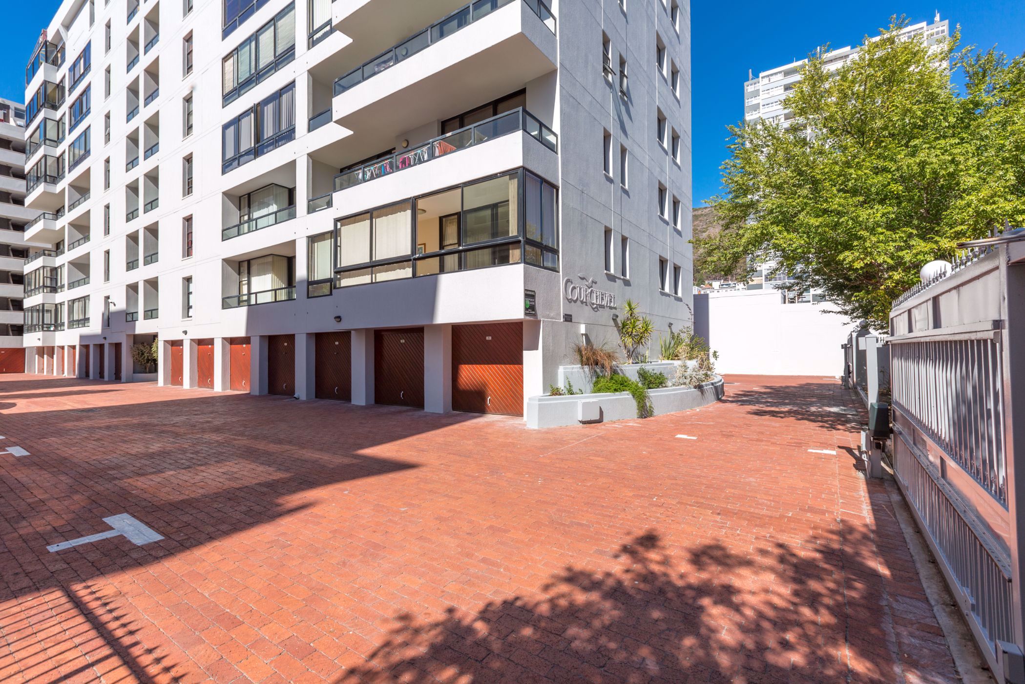 4 Bedroom Apartment For Sale Sea Point AS1547717 Pam Golding