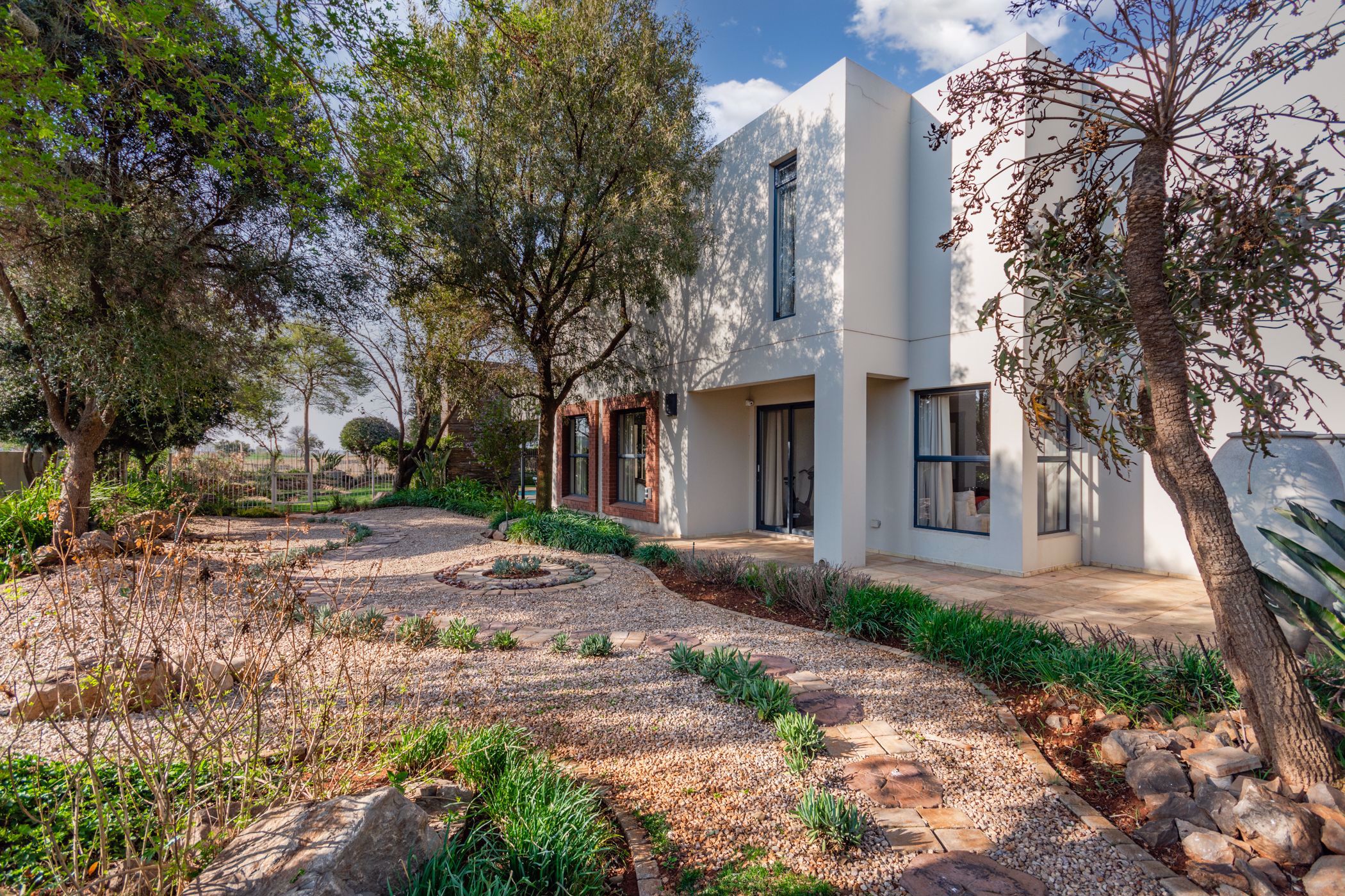 5 Bedroom House For Sale Serengeti Golf Estate EN1548511 Pam