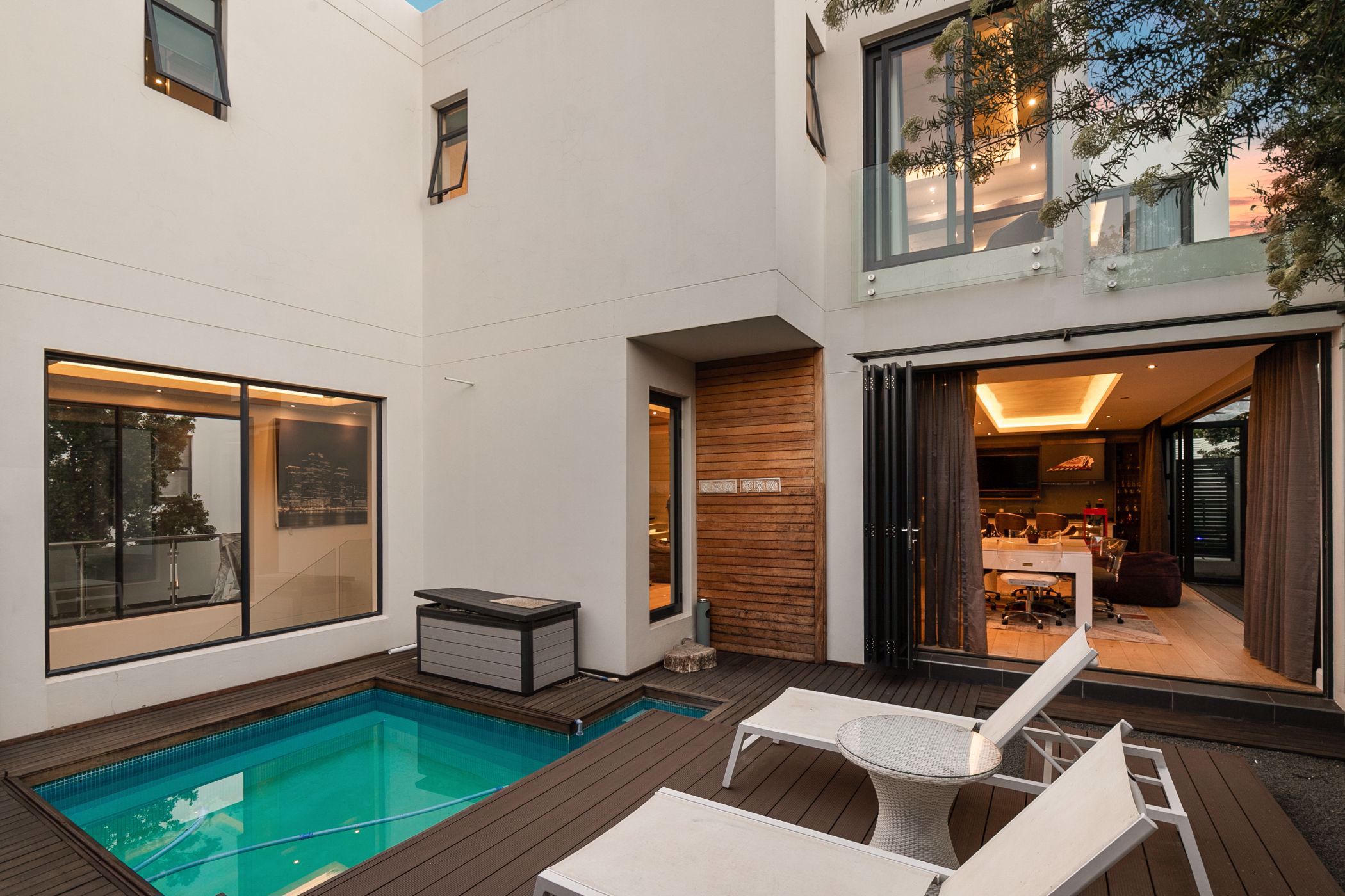 3 Bedroom Cluster House For Sale Morningside (Sandton) HP1550279