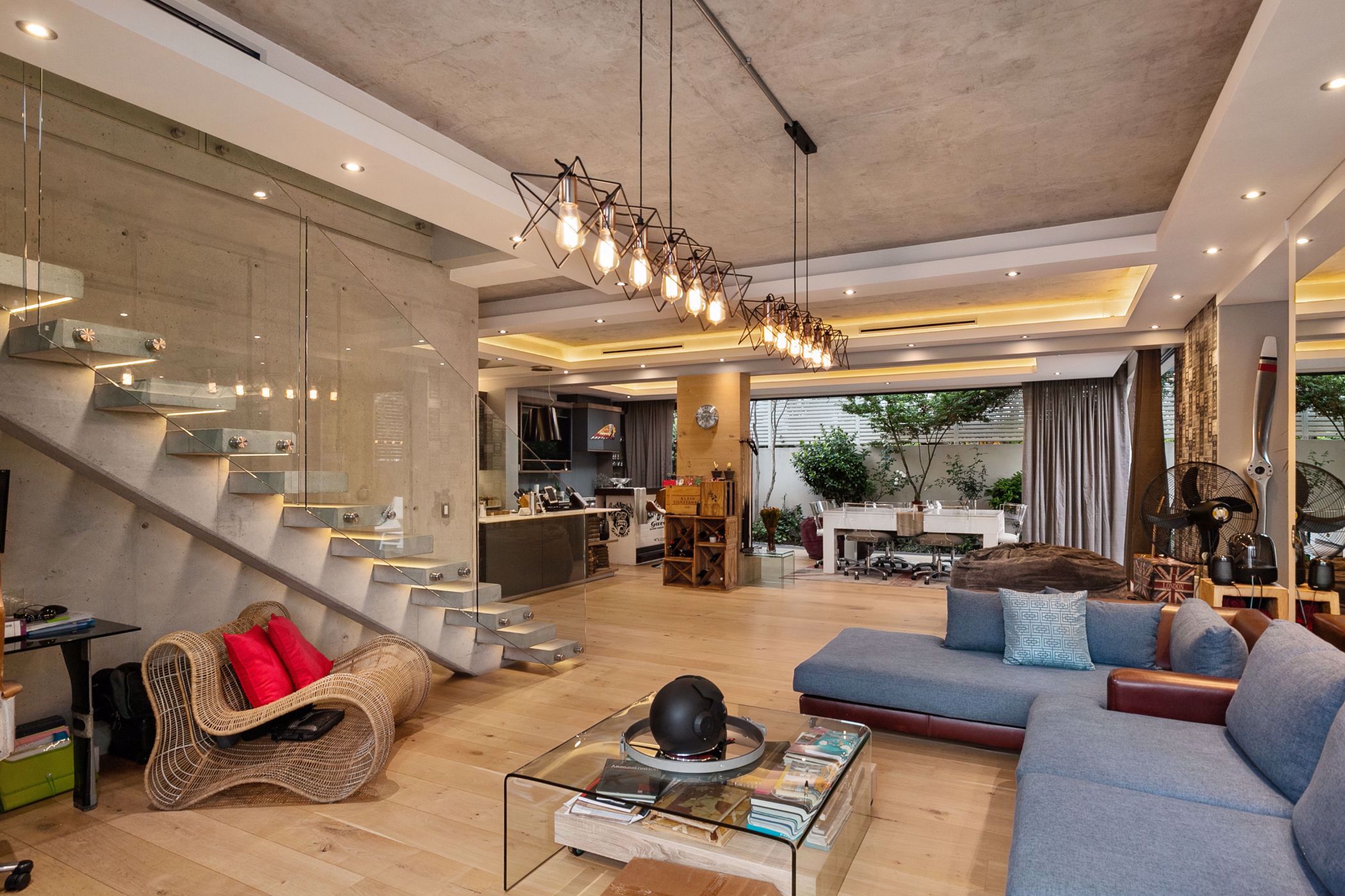 3 Bedroom Cluster House For Sale Morningside (Sandton) HP1550279