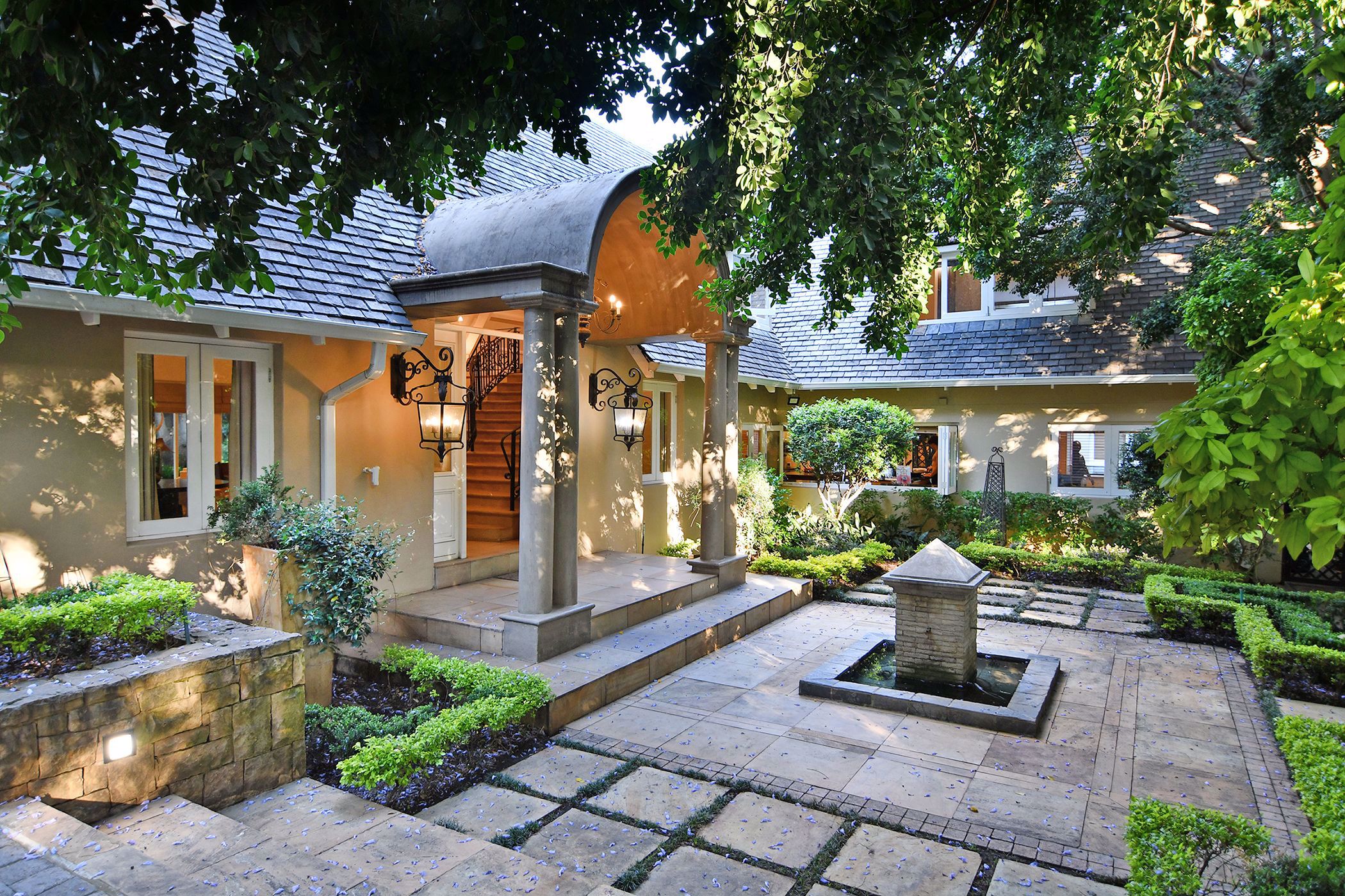 7 bedroom double-storey house for sale in Bryanston