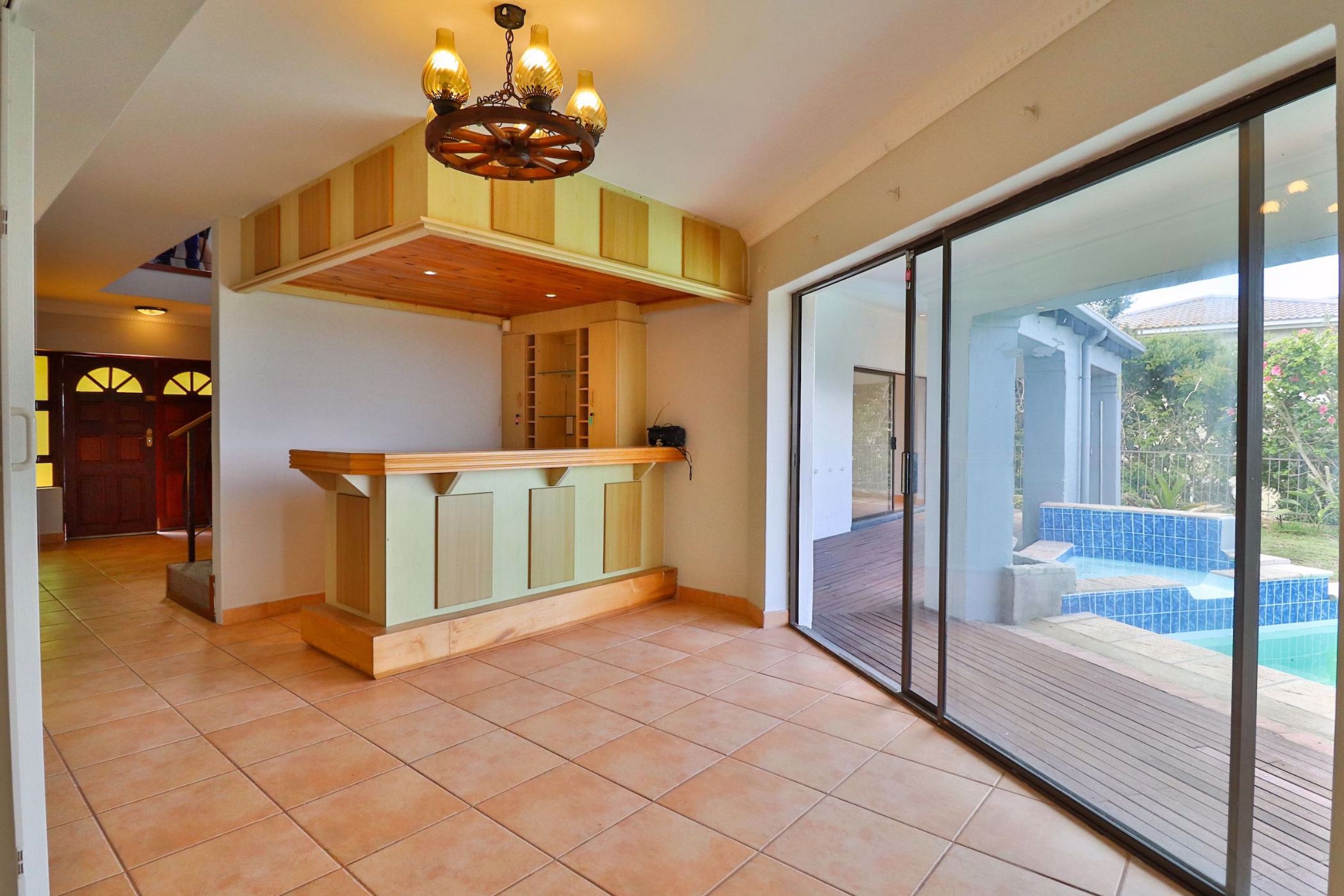 5 Bedroom House For Sale Paradise Beach (Jeffreys Bay) 1JF1554810