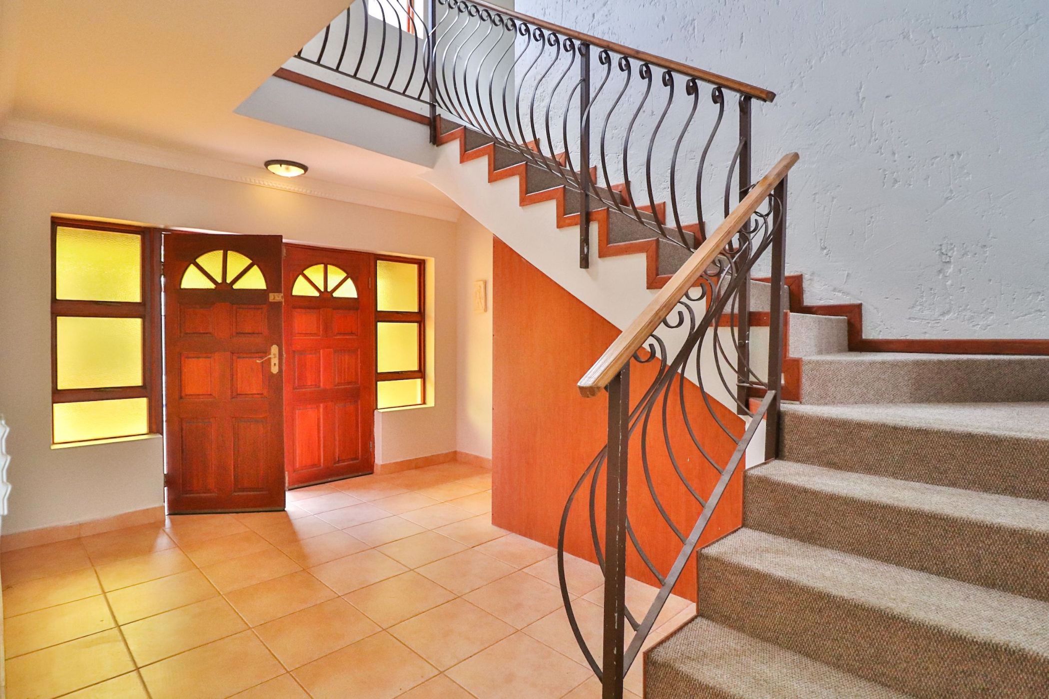 5 Bedroom House For Sale Paradise Beach (Jeffreys Bay) 1JF1554810