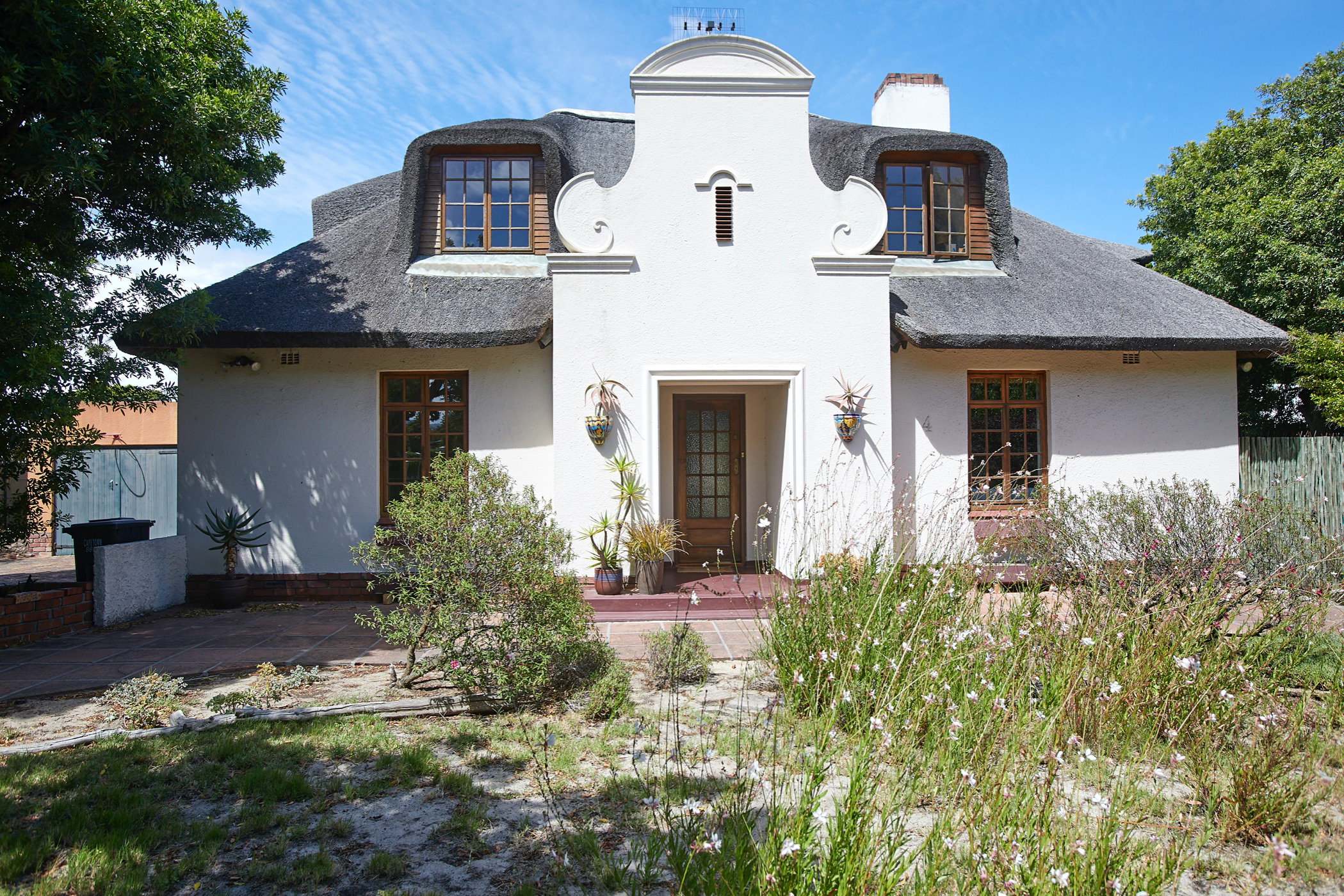 5 bedroom house for sale in Pinelands (Cape Town)