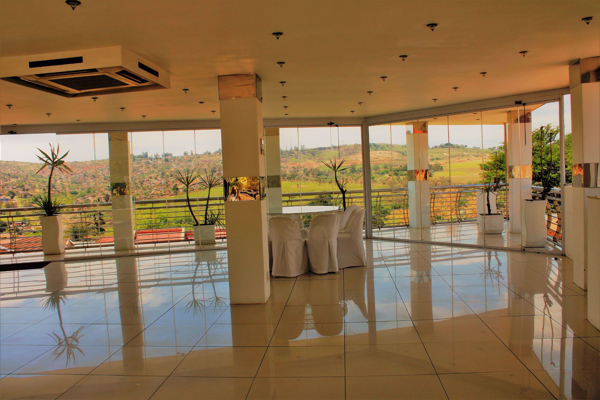 4 Bedroom House For Sale Orient Heights 1PM1557774 Pam Golding