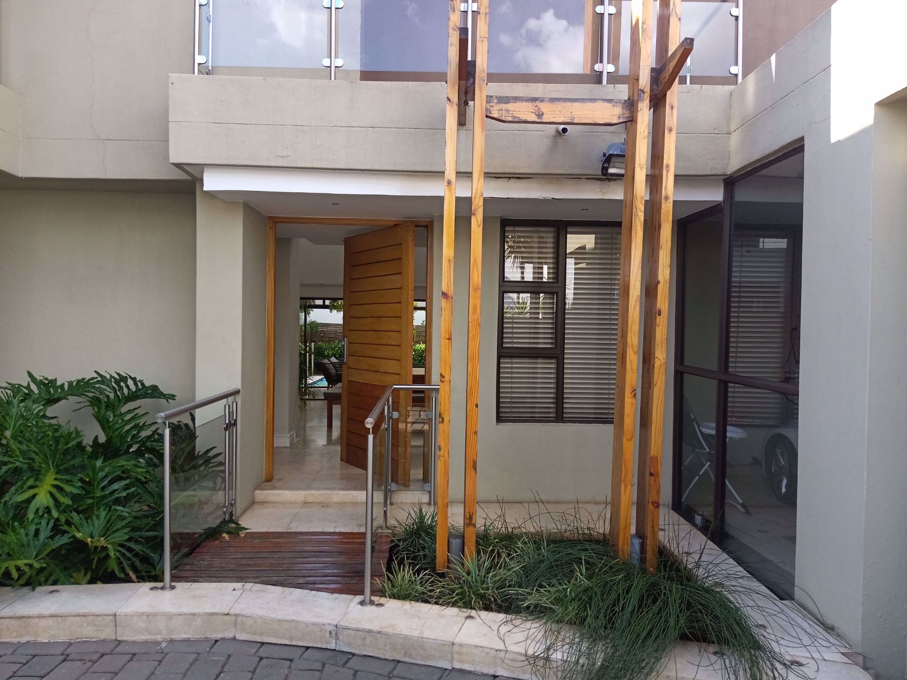 3 bedroom security estate home to rent in Sunninghill