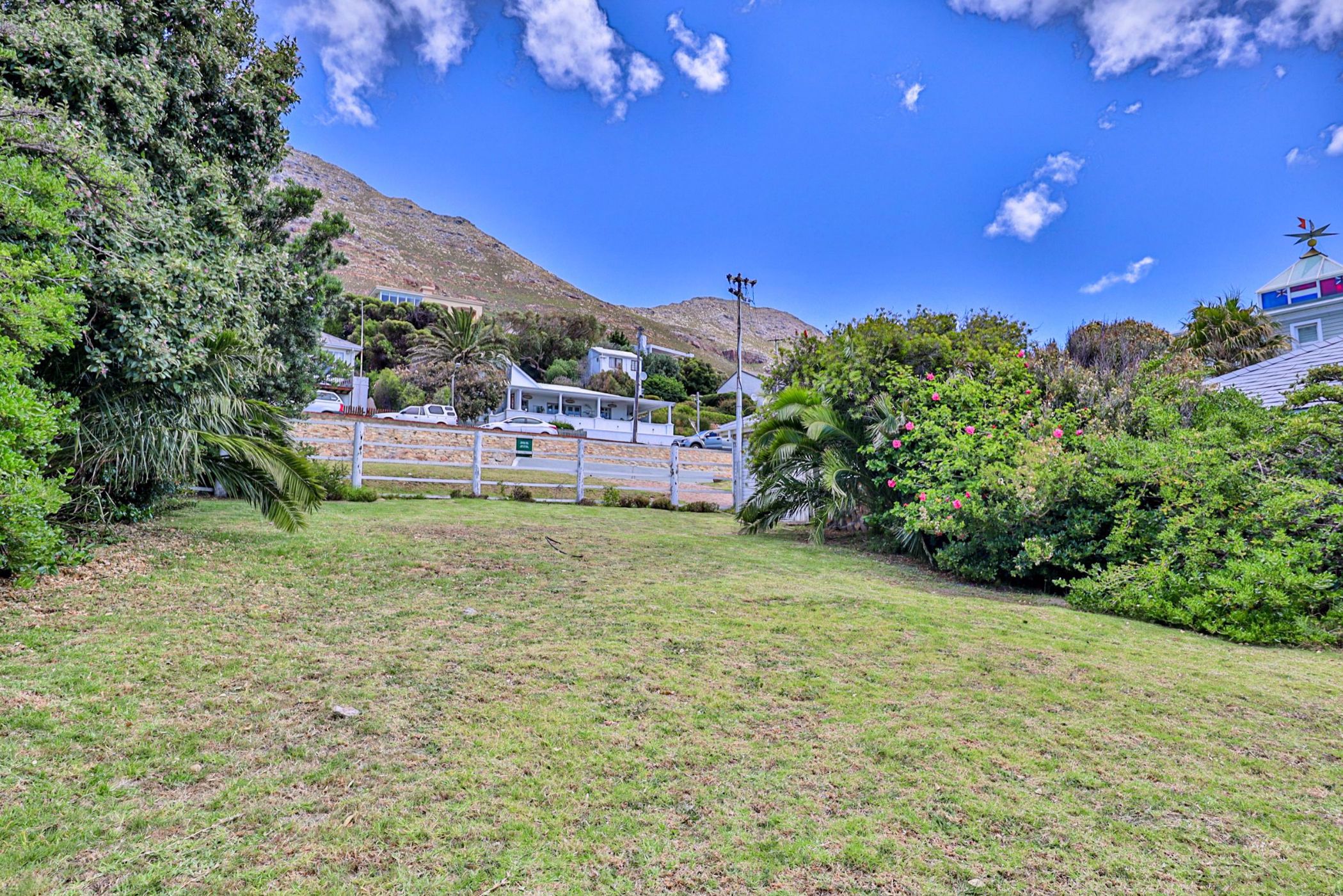 595 m2 Residential Vacant Land For Sale Murdock Valley (Simons Town