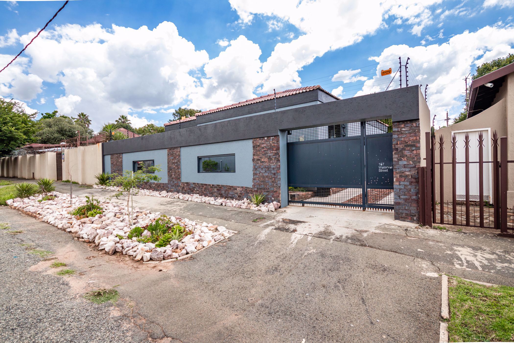 4 Bedroom House For Sale Newlands (Johannesburg) RAN1561817 Pam