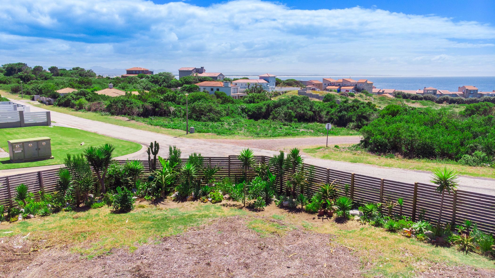 701 m&sup2; vacant land for sale in Santareme