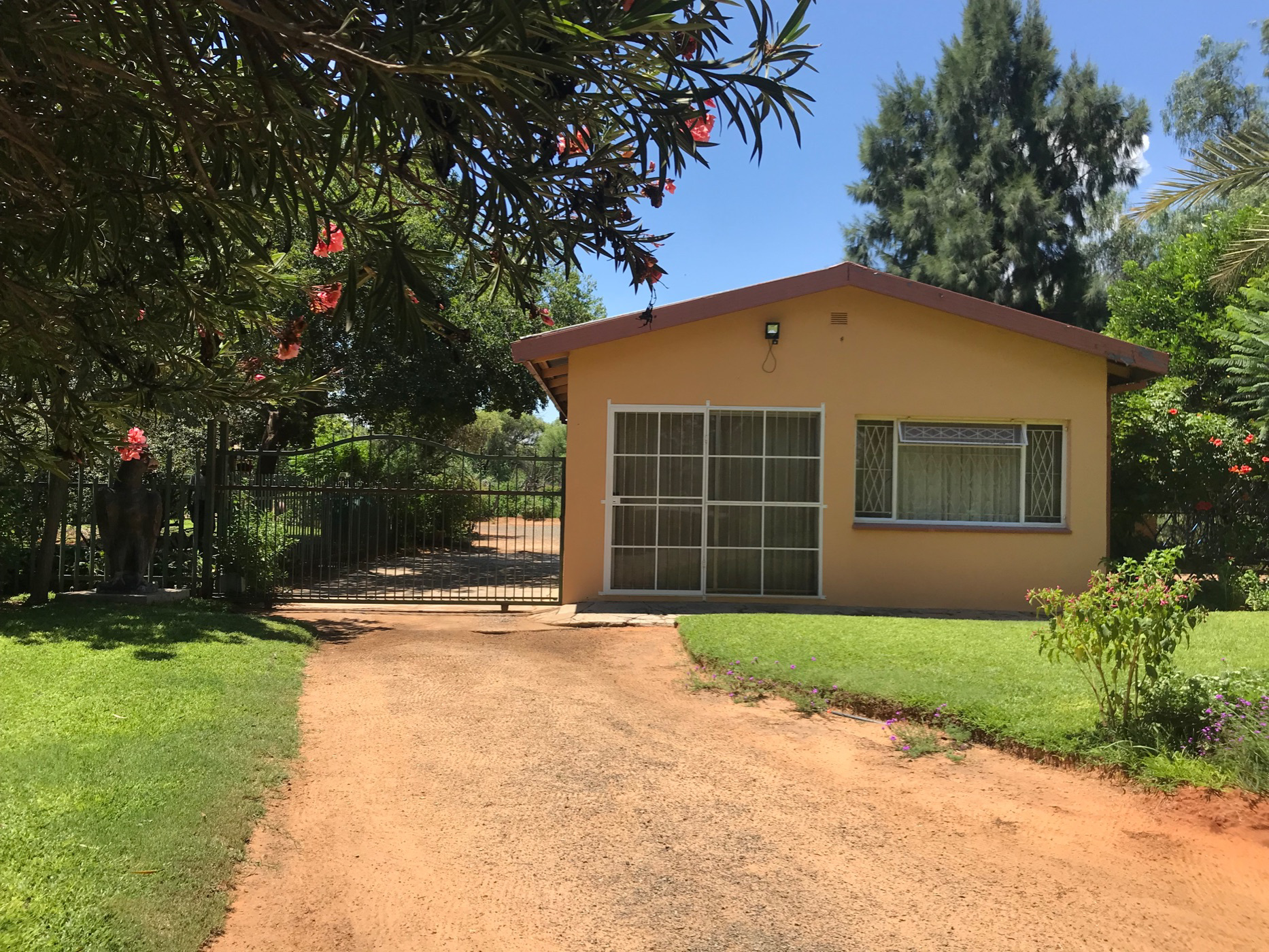 4 Bedroom House For Sale Delportshoop 1KJ1491485 Pam Golding