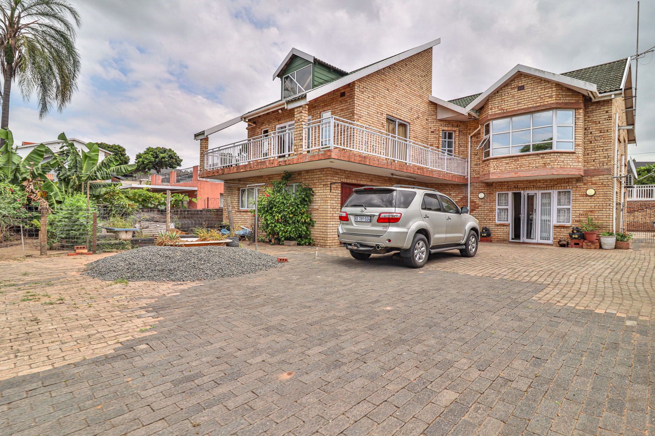 5 Bedroom House For Sale Tongaat 1BD1559180 Pam Golding Properties