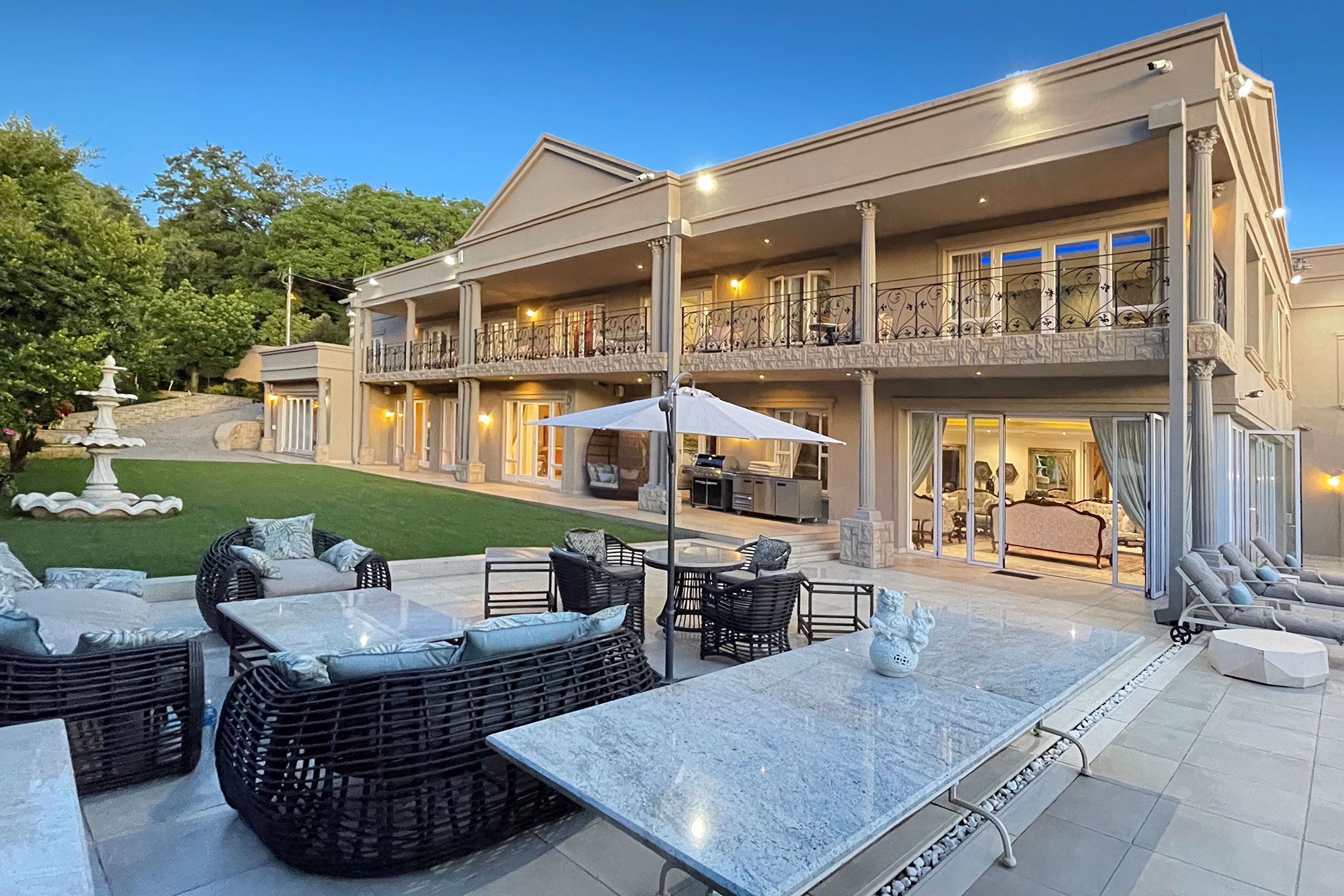 7 Bedroom House For Sale Hyde Park (Sandton) HP1560026 Pam