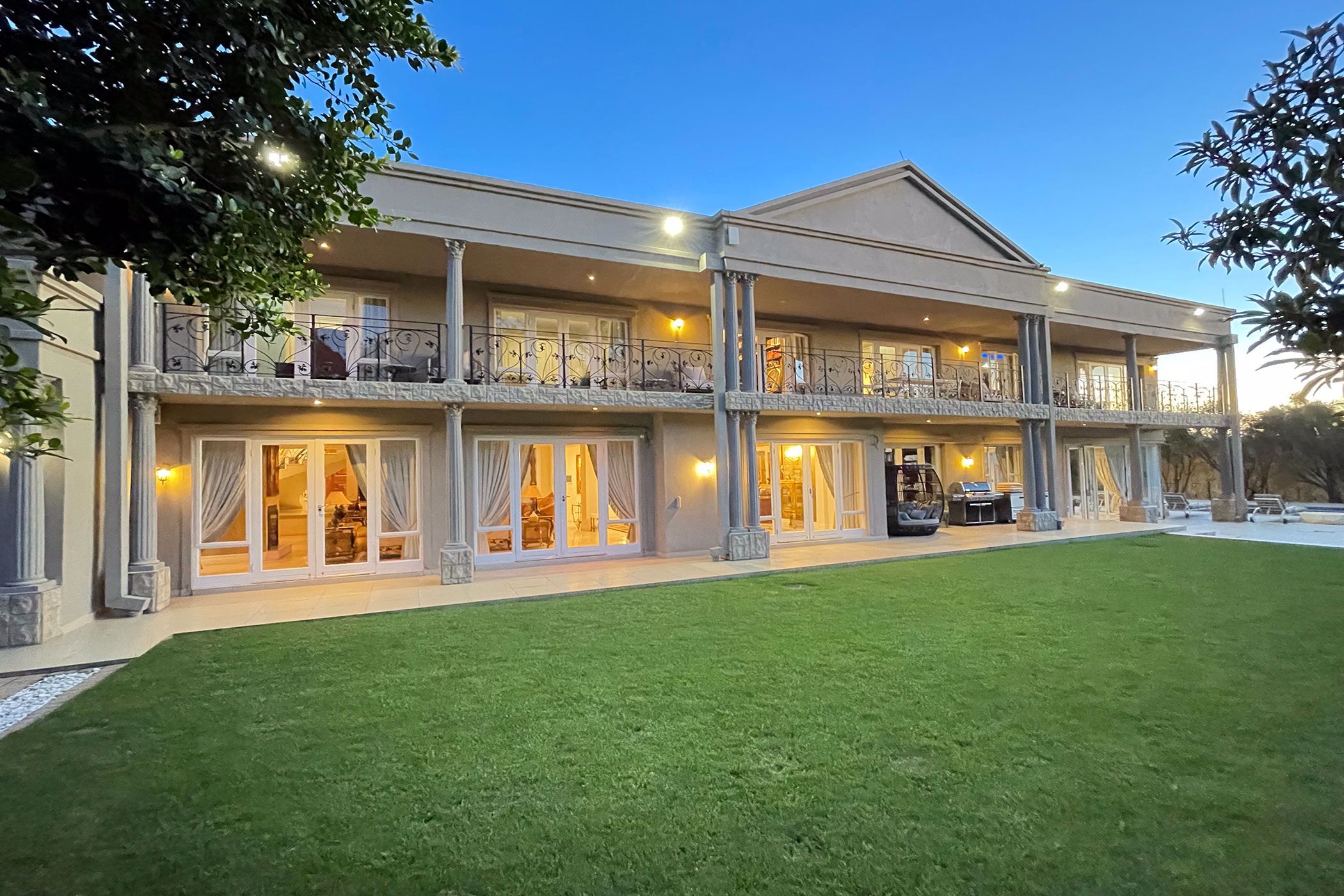 7 Bedroom House For Sale Hyde Park (Sandton) HP1560026 Pam