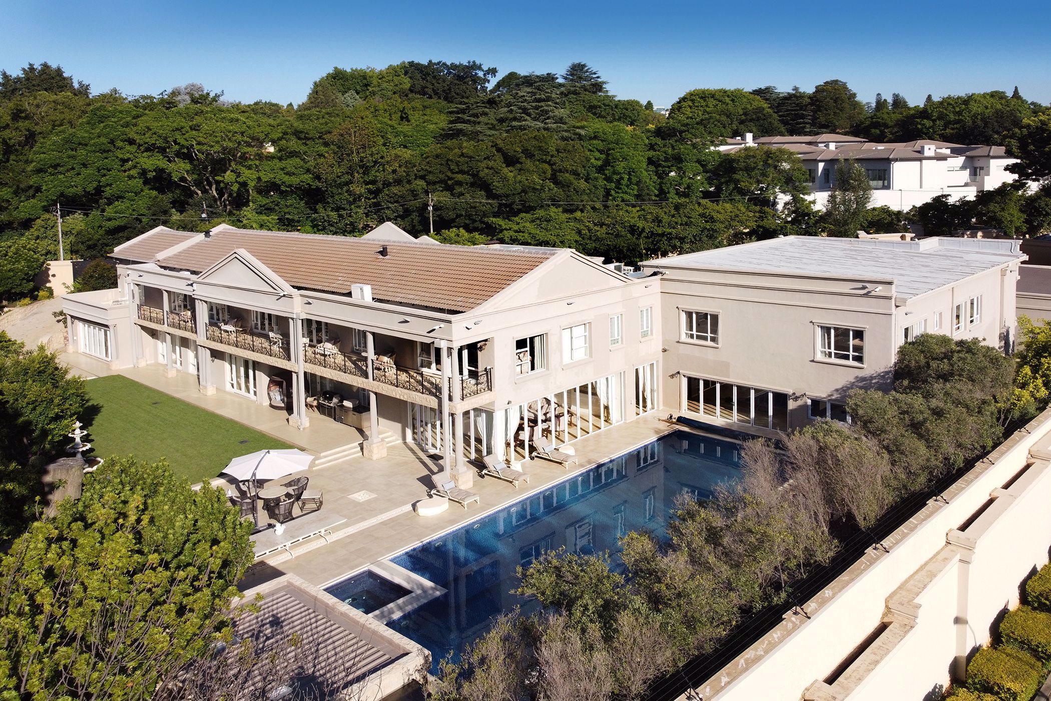 7 Bedroom House For Sale Hyde Park (Sandton) HP1560026 Pam