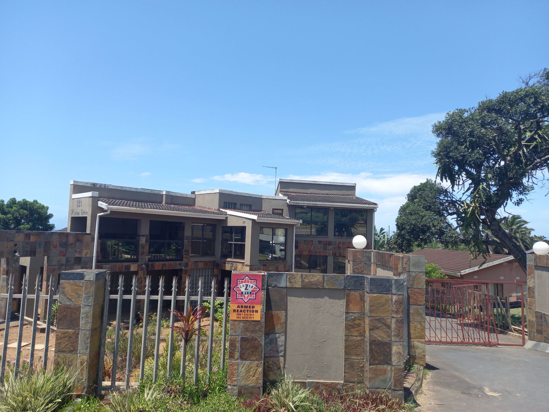 10 Bedroom House For Sale Oslo Beach (Port Shepstone) 1PX1561677