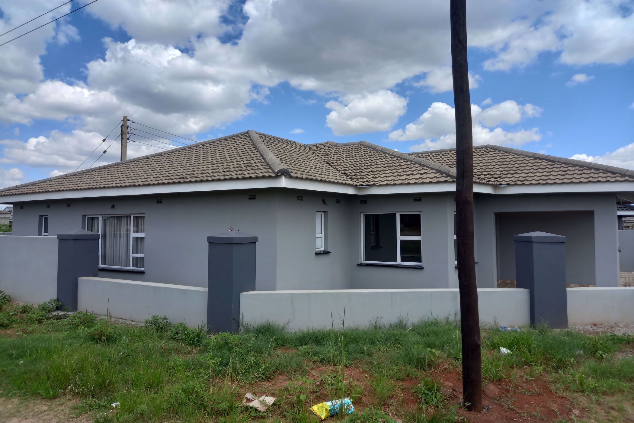 3-bedroom-cluster-house-for-sale-aspindale-park-zimbabwe-3zb1561004-pam-golding-properties