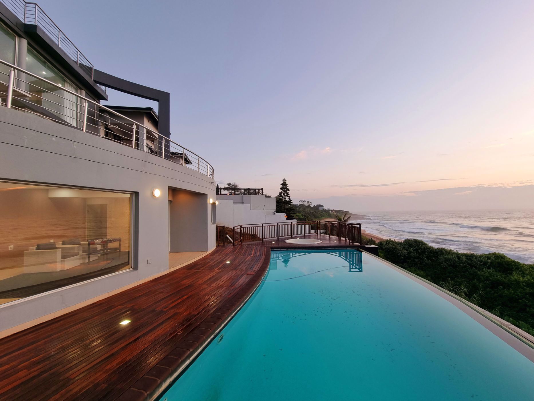 5 Bedroom Multistorey House For Sale Tinley Manor 1BD1561545 Pam