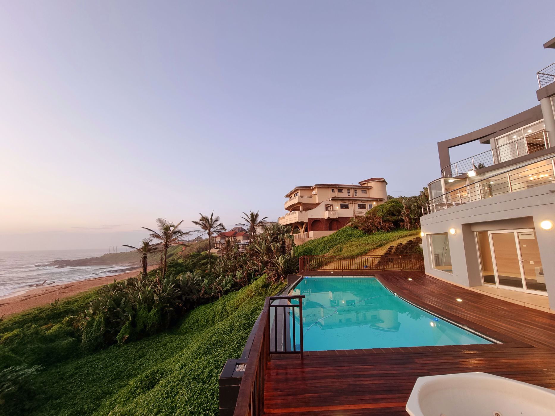 5 Bedroom Multistorey House For Sale Tinley Manor 1BD1561545 Pam