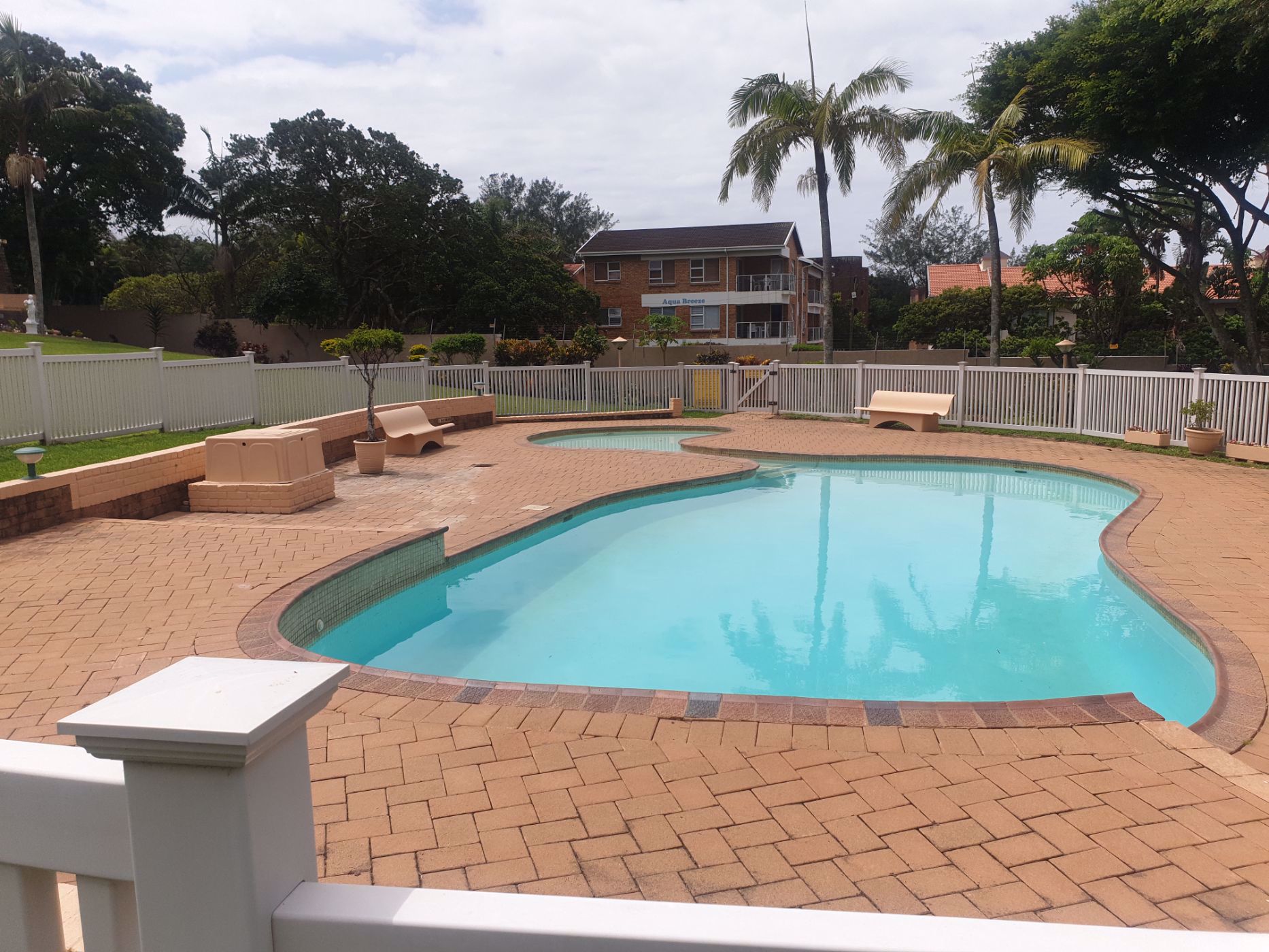 3 Bedroom Townhouse For Sale St Michaels on Sea 1PX1561678 Pam