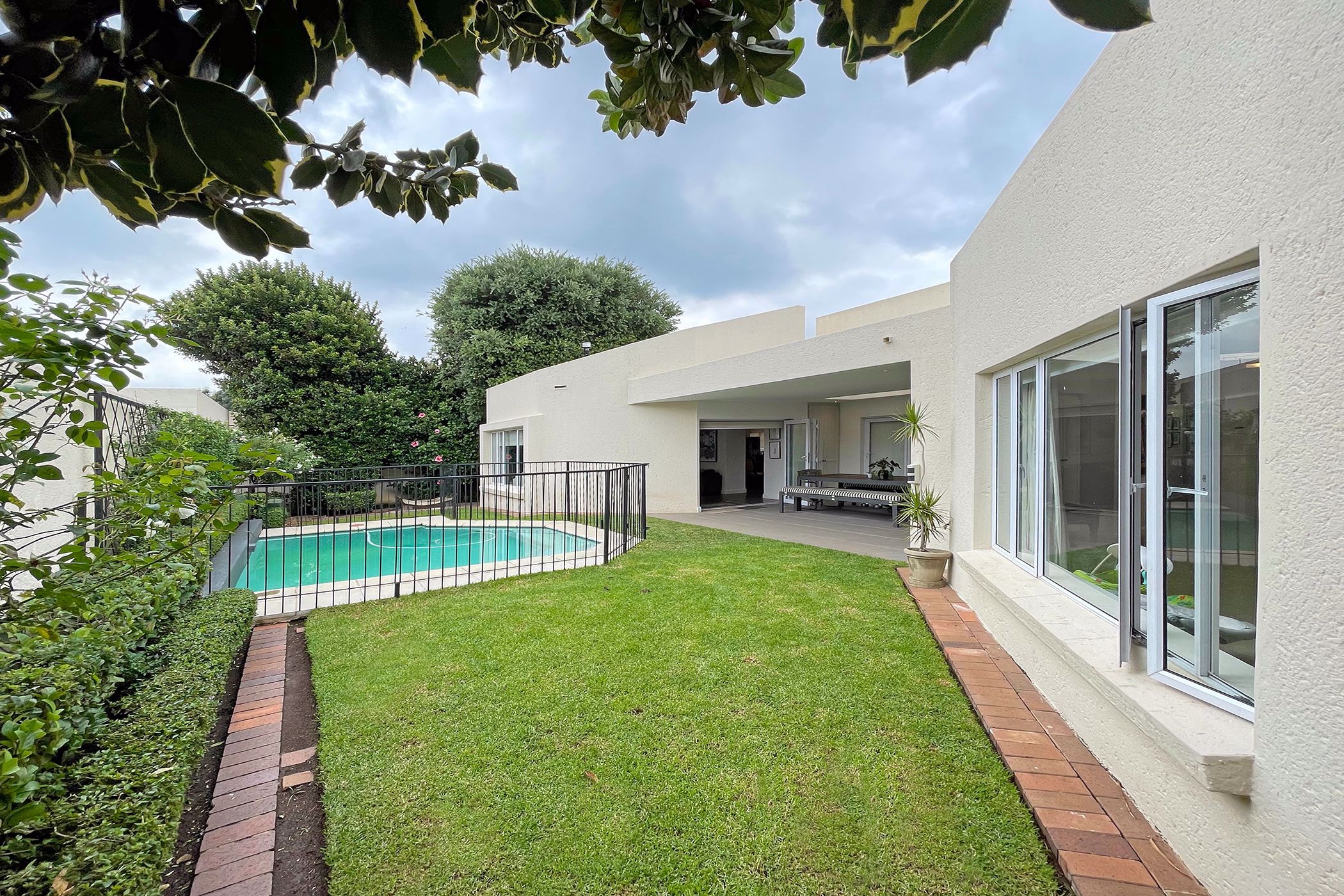 3 Bedroom House For Sale | Inanda (Sandton) | HP1577437 | Pam Golding ...