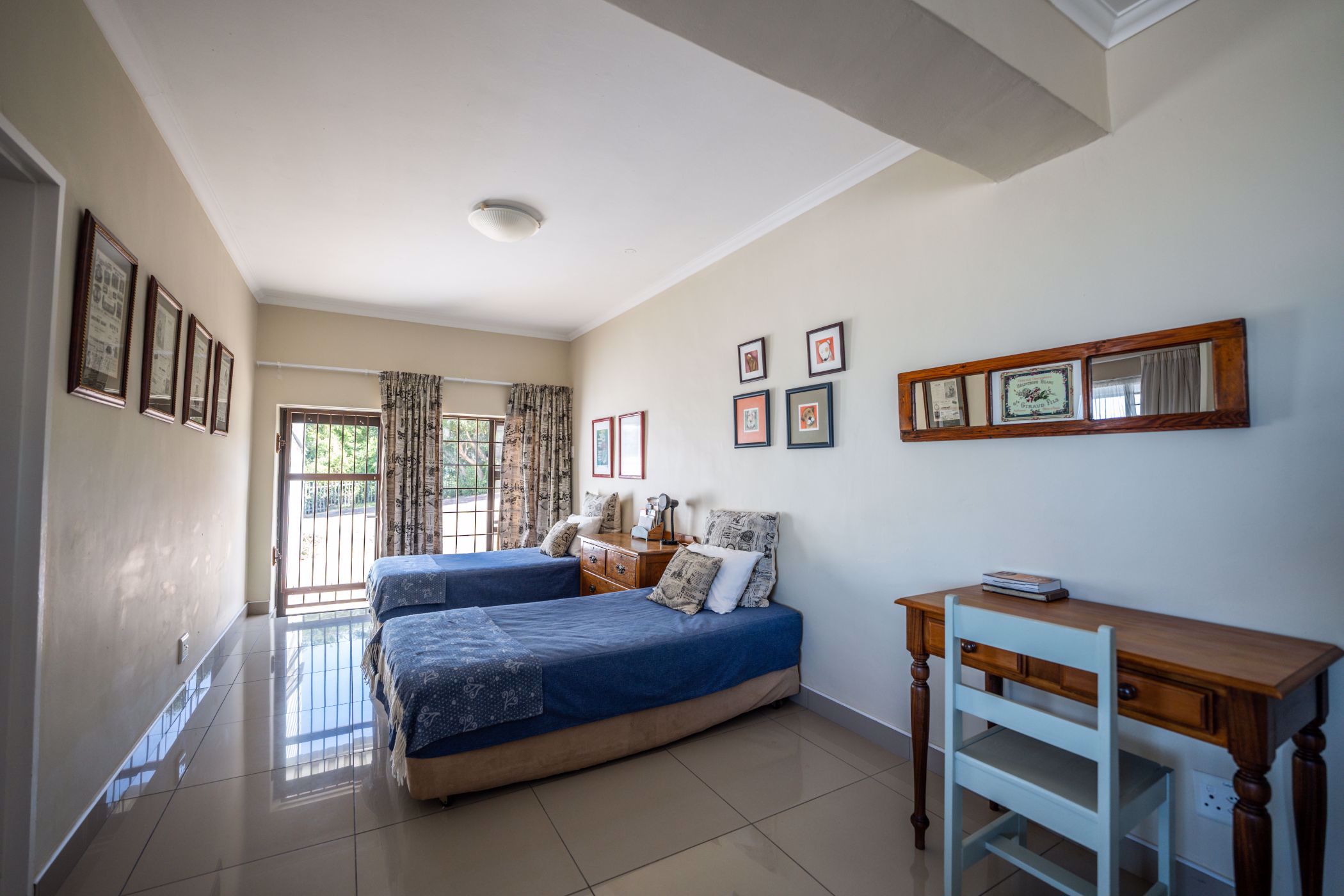 https://listing.pamgolding.co.za/images/properties/202203/1363296/H/1363296_H_85.jpg
