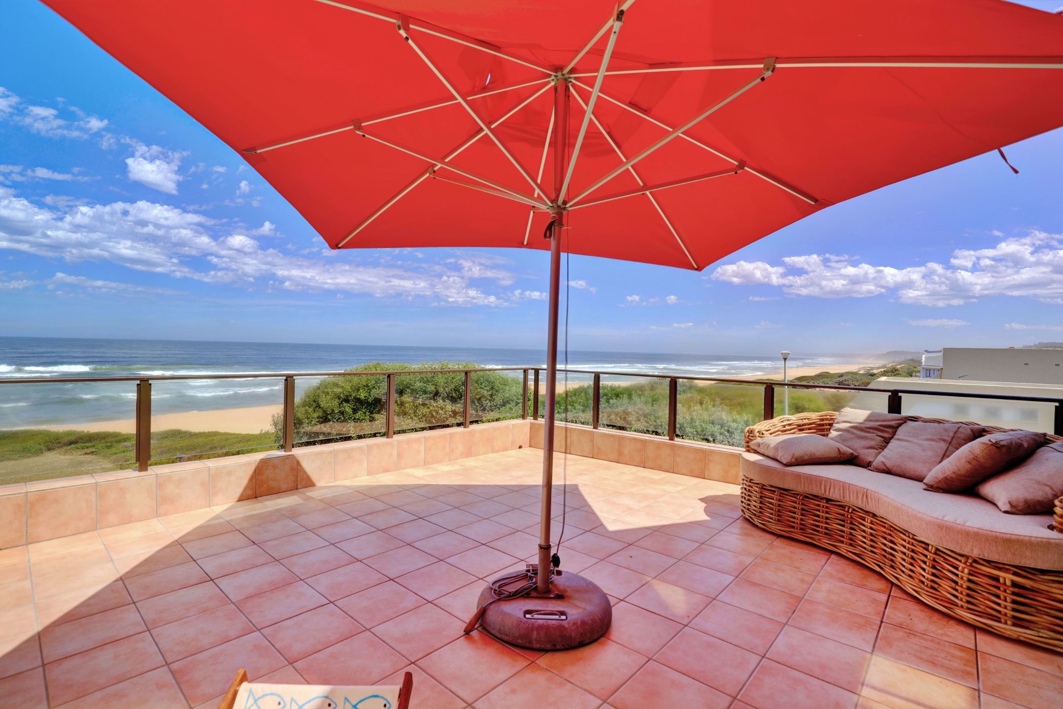 6 Bedroom Doublestorey House For Sale Outeniqua Strand 1MB1564608