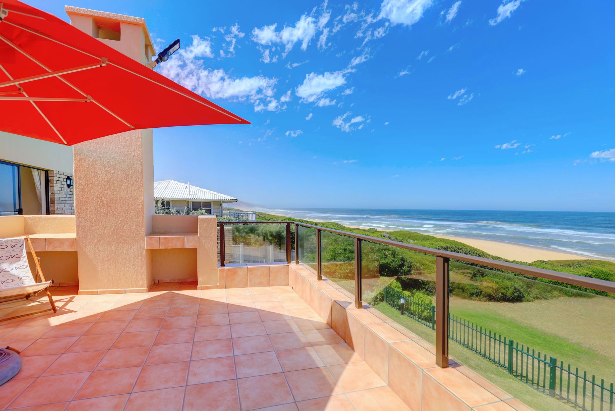 6 Bedroom Doublestorey House For Sale Outeniqua Strand 1MB1564608