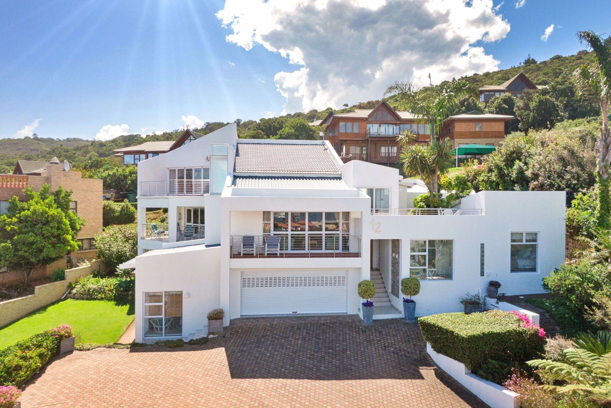 5 bedroom house for sale in Outeniqua Strand