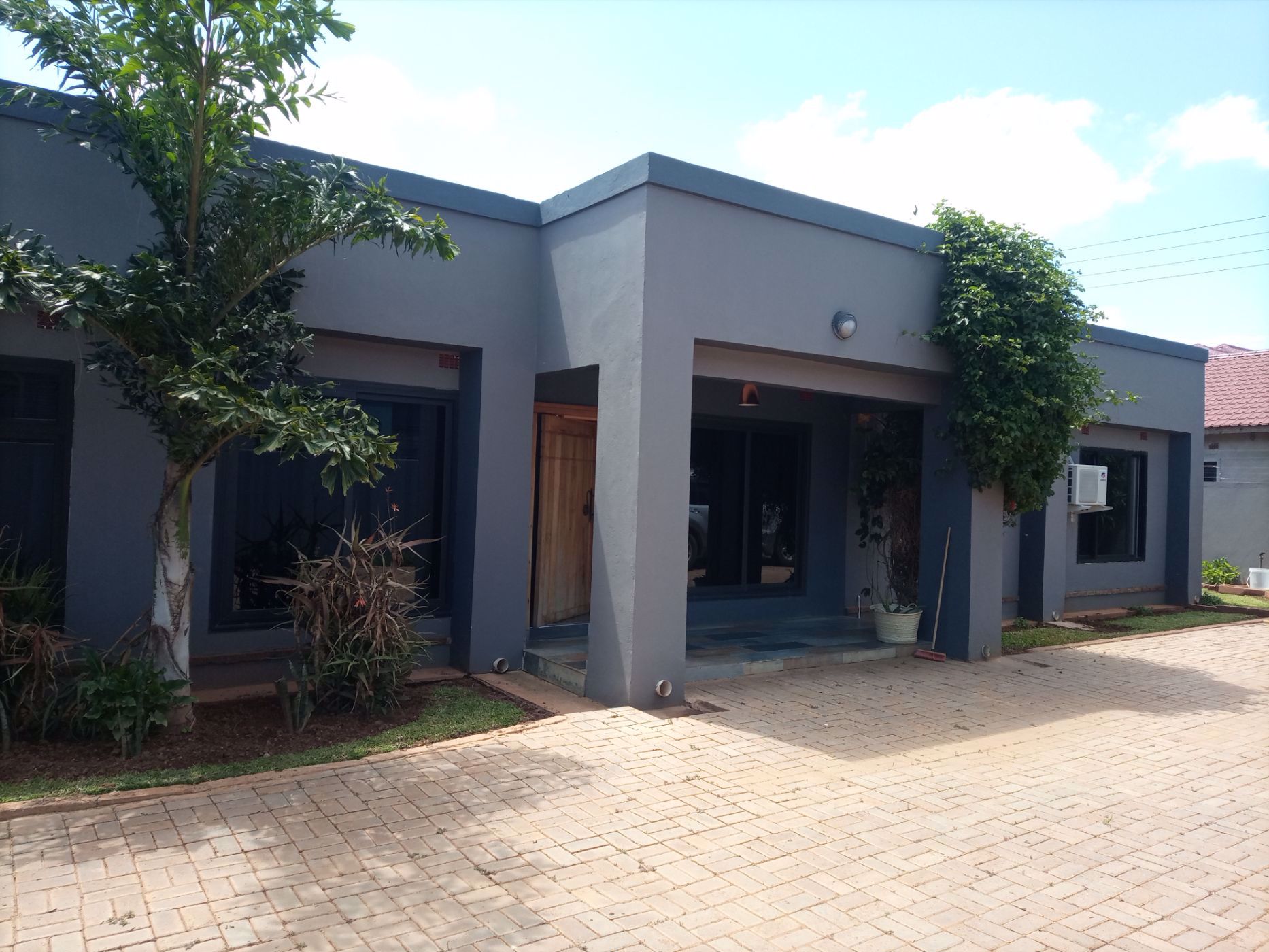 3 Bedroom Semidetached House For Sale Meanwood (Zambia) 3ZA1564817