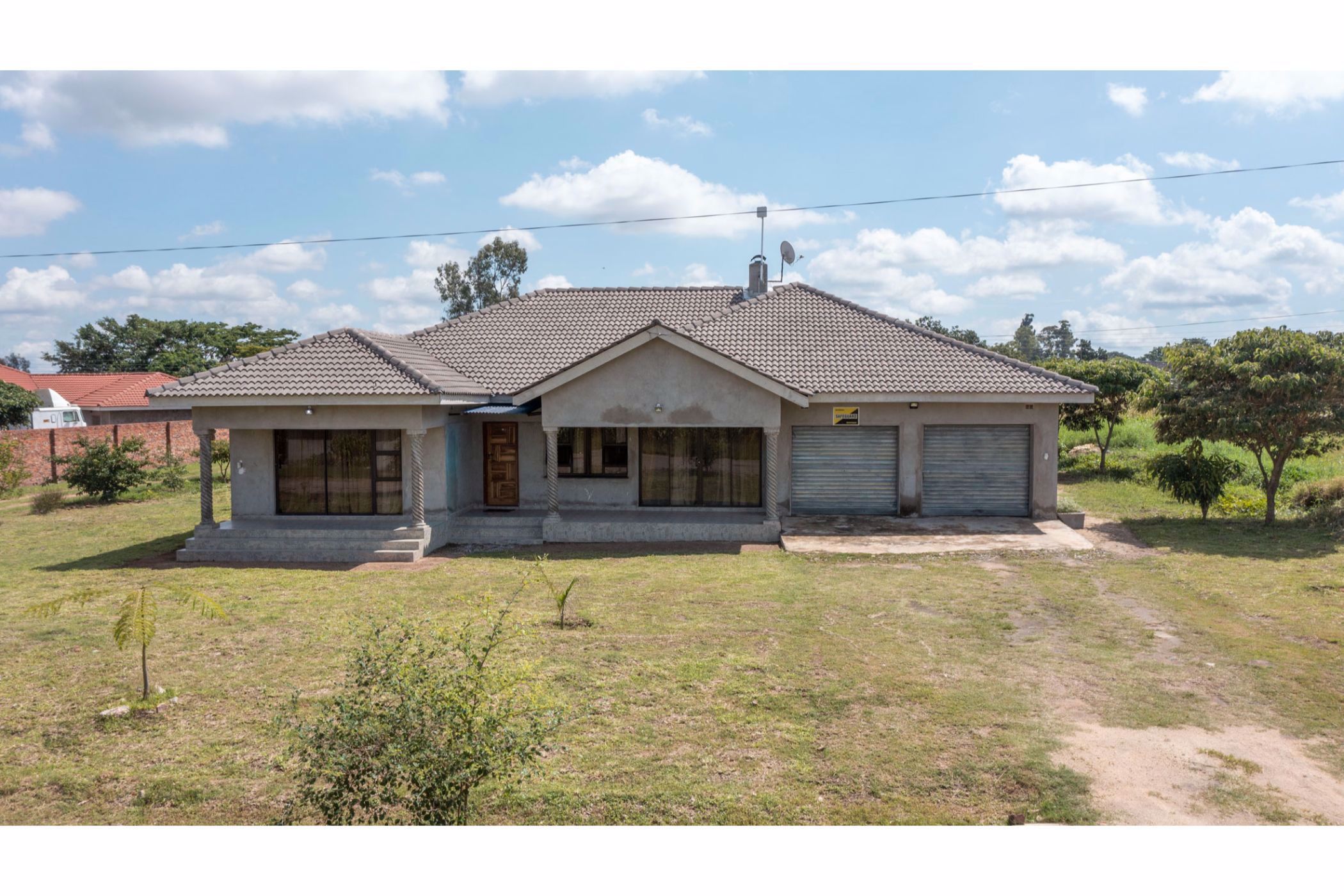 5-bedroom-house-for-sale-ruwa-zimbabwe-3zb1564558-pam-golding-properties