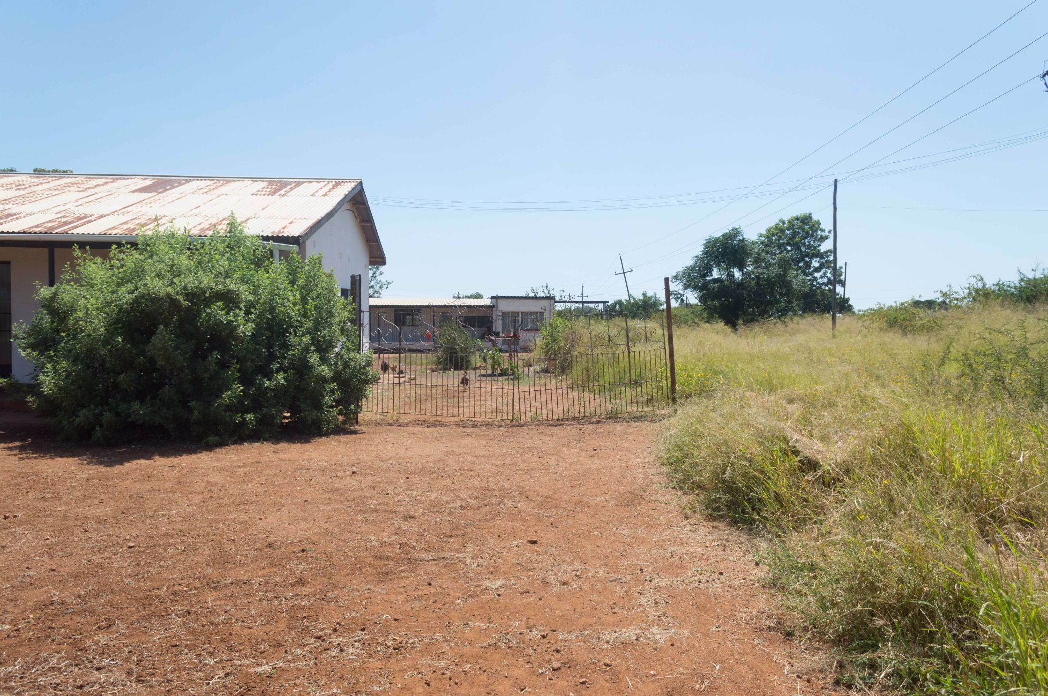 13870 m2 Mixed Use Farm For Sale Matabeleland (Zimbabwe) 3ZB1565600