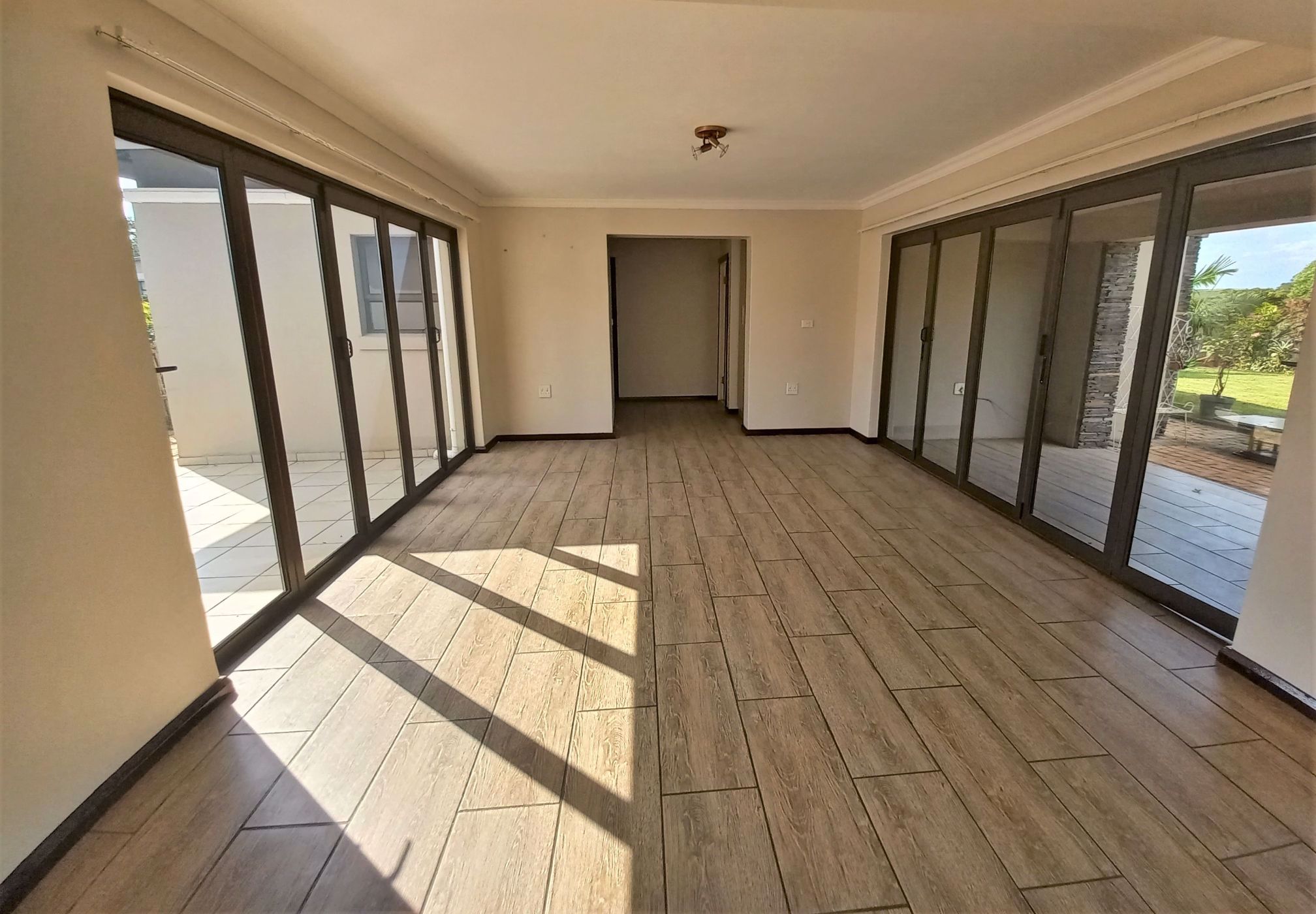 3 Bedroom House For Sale Palm Lakes Estates 1BD1565626 Pam
