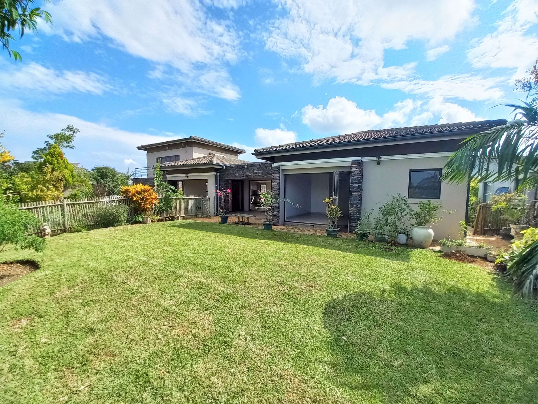 3 Bedroom House For Sale Palm Lakes Estates 1BD1565626 Pam