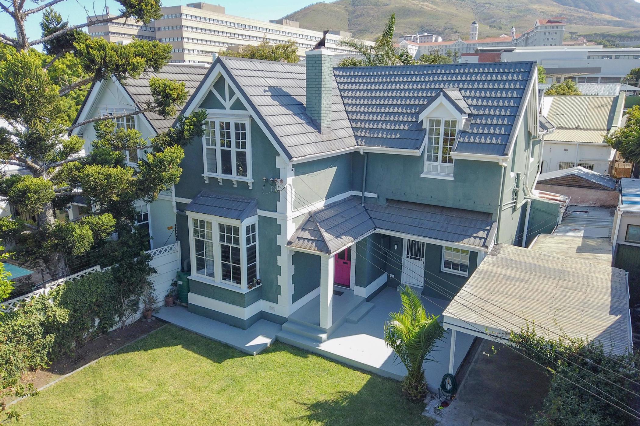 4 bedroom house for sale in Observatory (Cape Town)