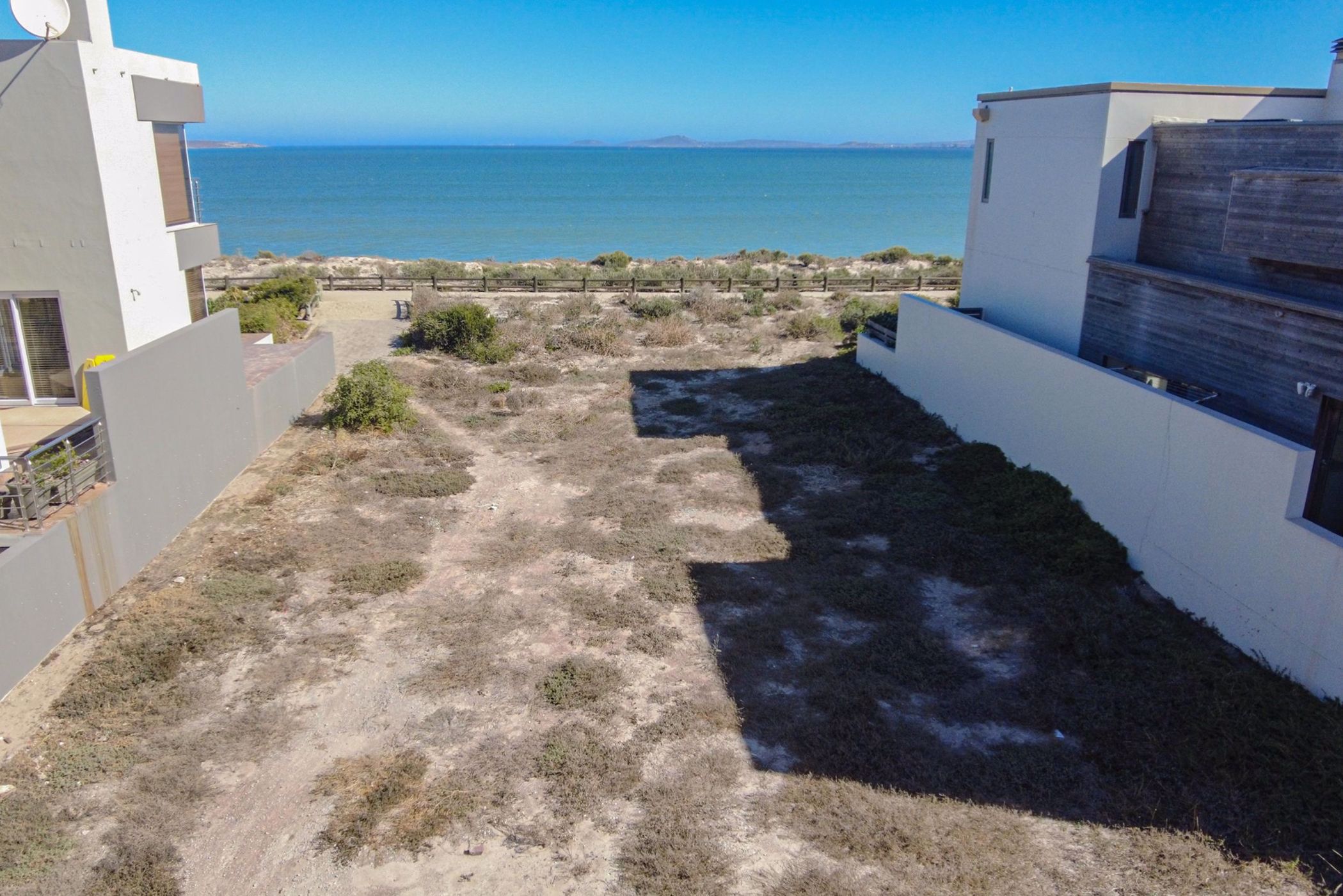 376 m&sup2; residential vacant land for sale in Calypso Beach