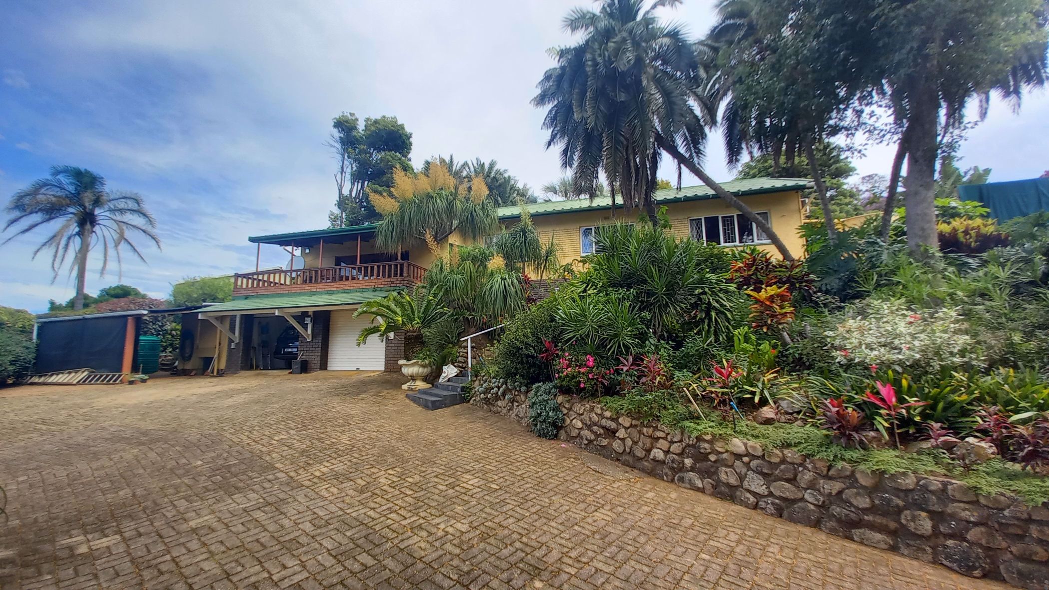 4 Bedroom House For Sale Port Edward 1PD1566369 Pam Golding