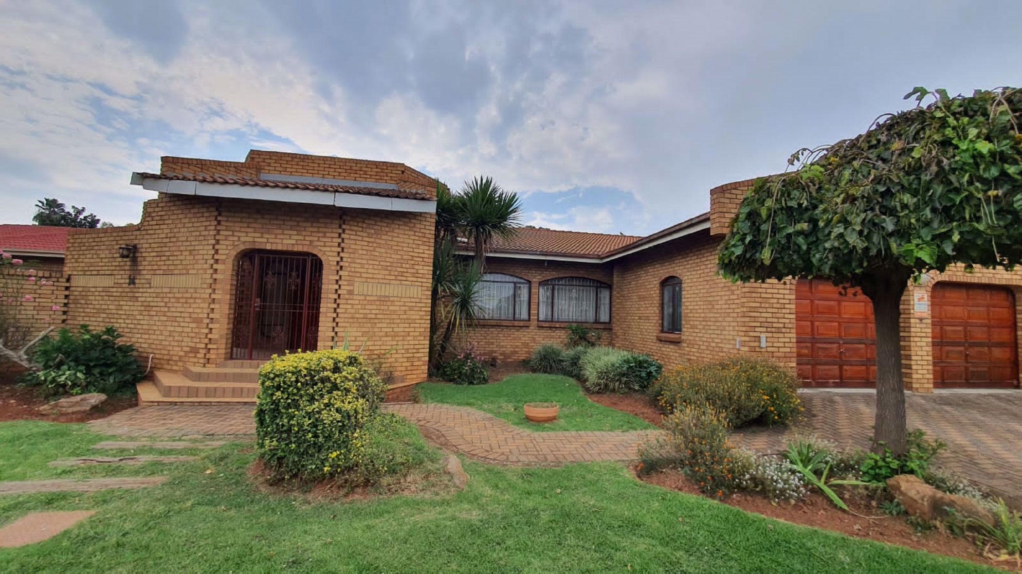 4 Bedroom House For Sale Bakerton 1SP1591294 Pam Golding Properties