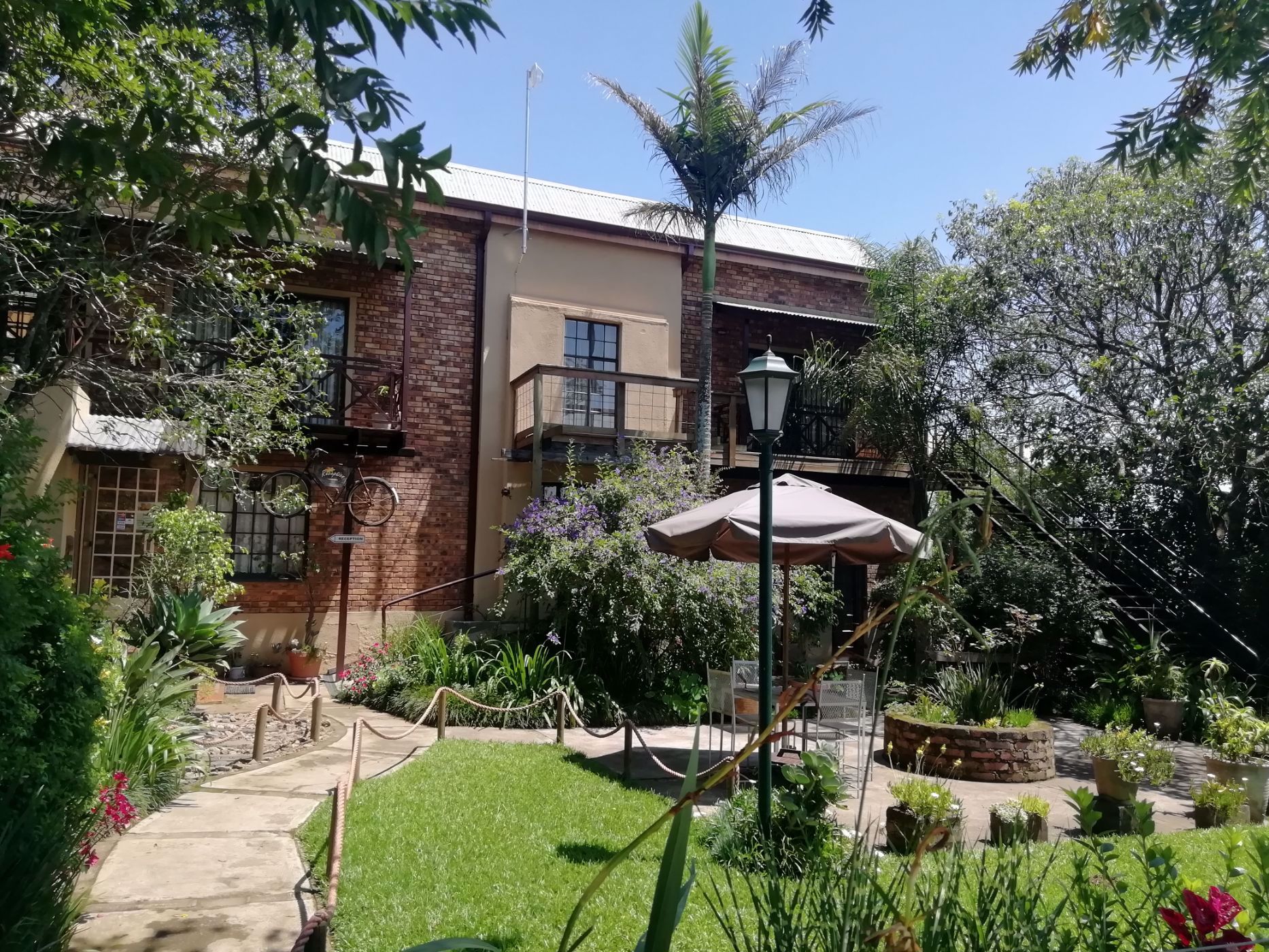 19 guest room guesthouse for sale in Graskop