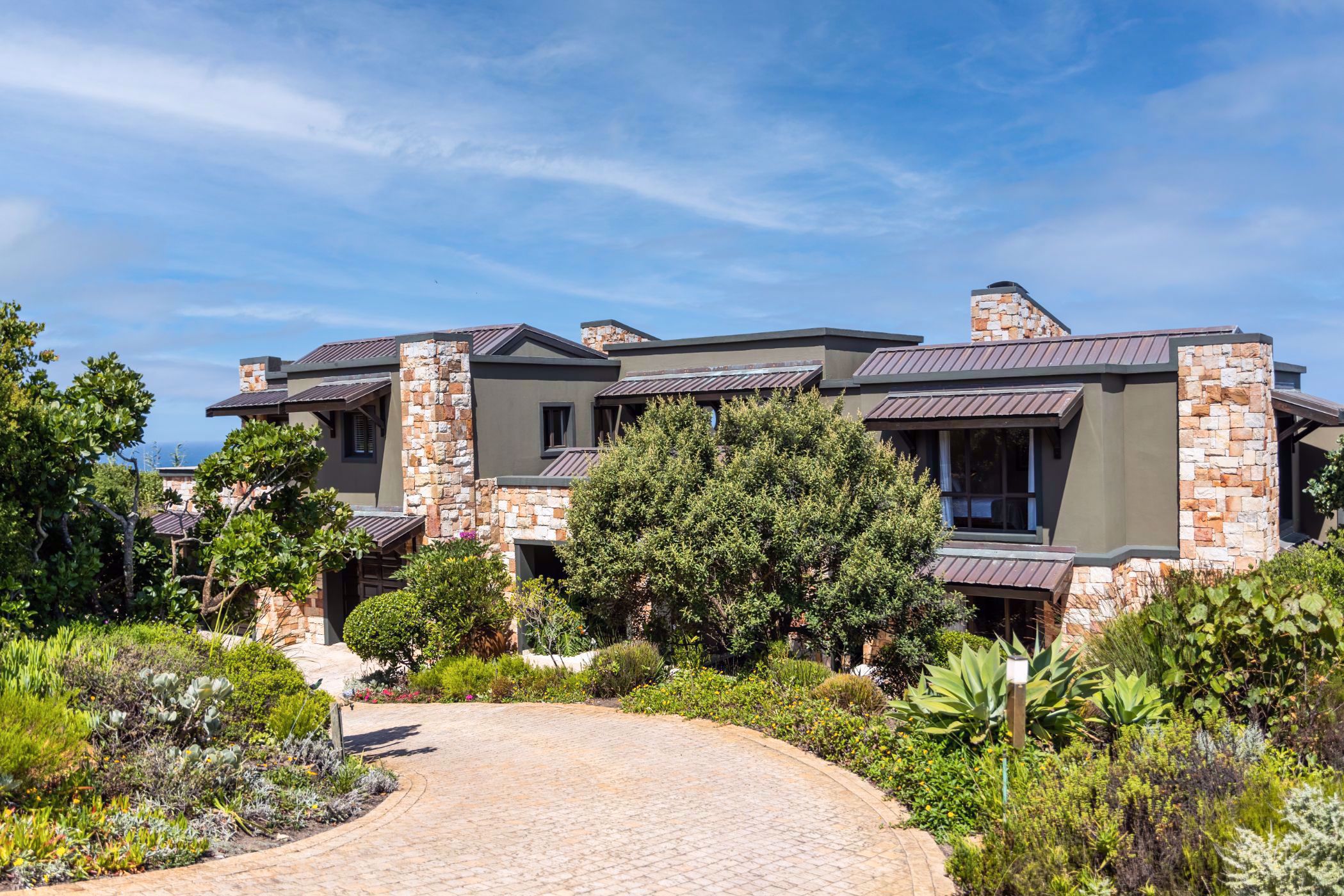 5 Bedroom House For Sale Pezula Golf Estate 1KG1563862 Pam