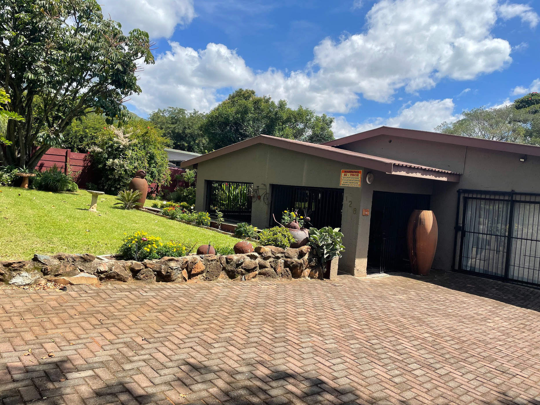 3 Bedroom House For Sale Barberton 1NK1567122 Pam Golding Properties