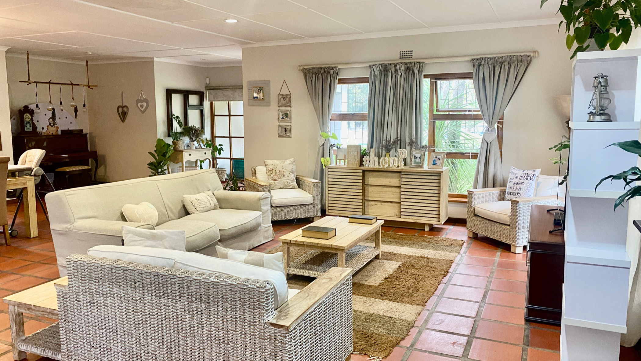 4 bedroom house for sale in Swellendam