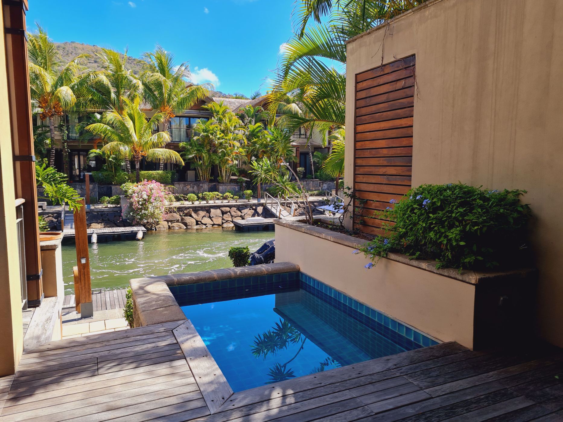 3 bedroom double-storey apartment for sale in La Balise Marina (Mauritius)