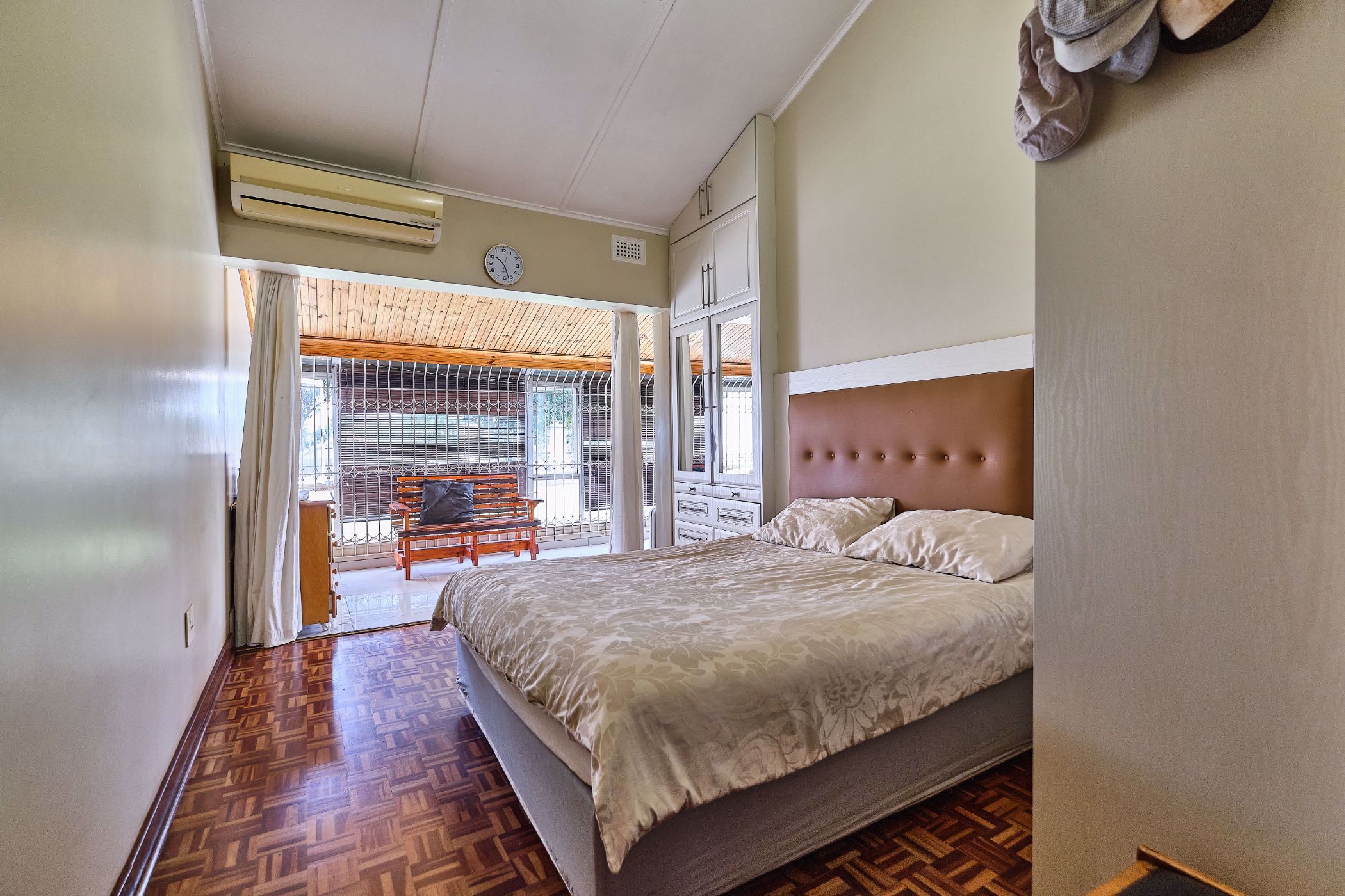 5 Bedroom House For Sale Isipingo Hills 1WB1572310 Pam Golding