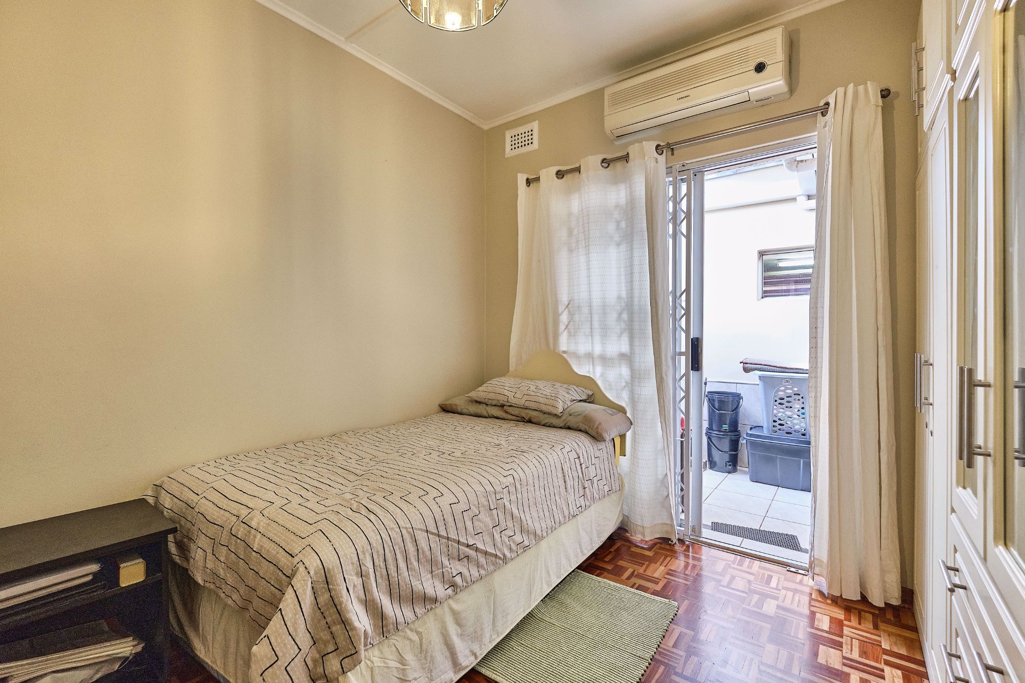 5 Bedroom House For Sale Isipingo Hills 1WB1572310 Pam Golding