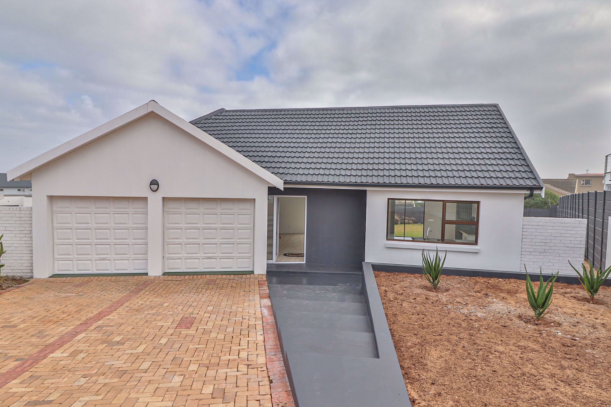 2 Bedroom House For Sale Yzerfontein LA1571937 Pam Golding Properties